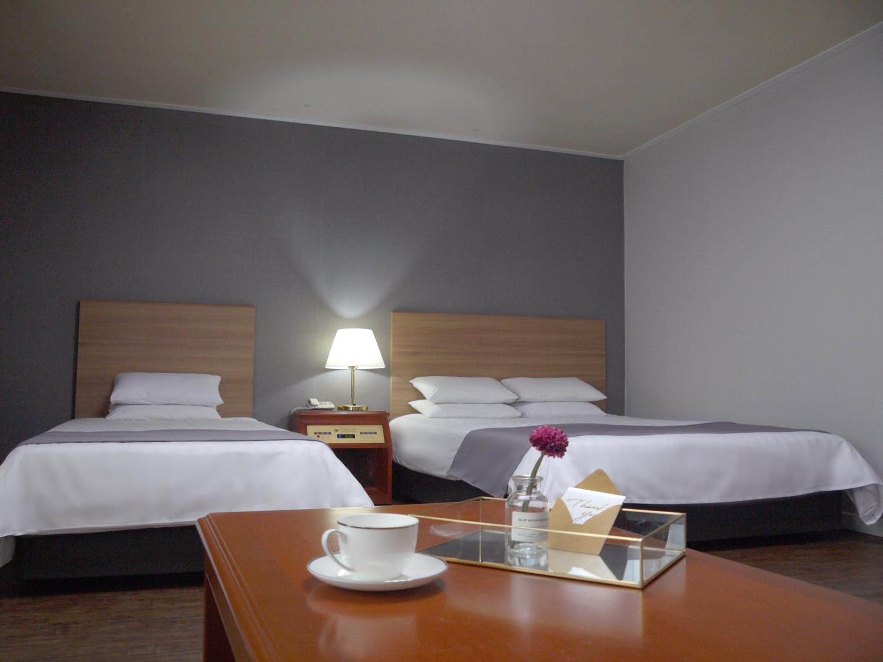 Standard Triple Room - Photo 6