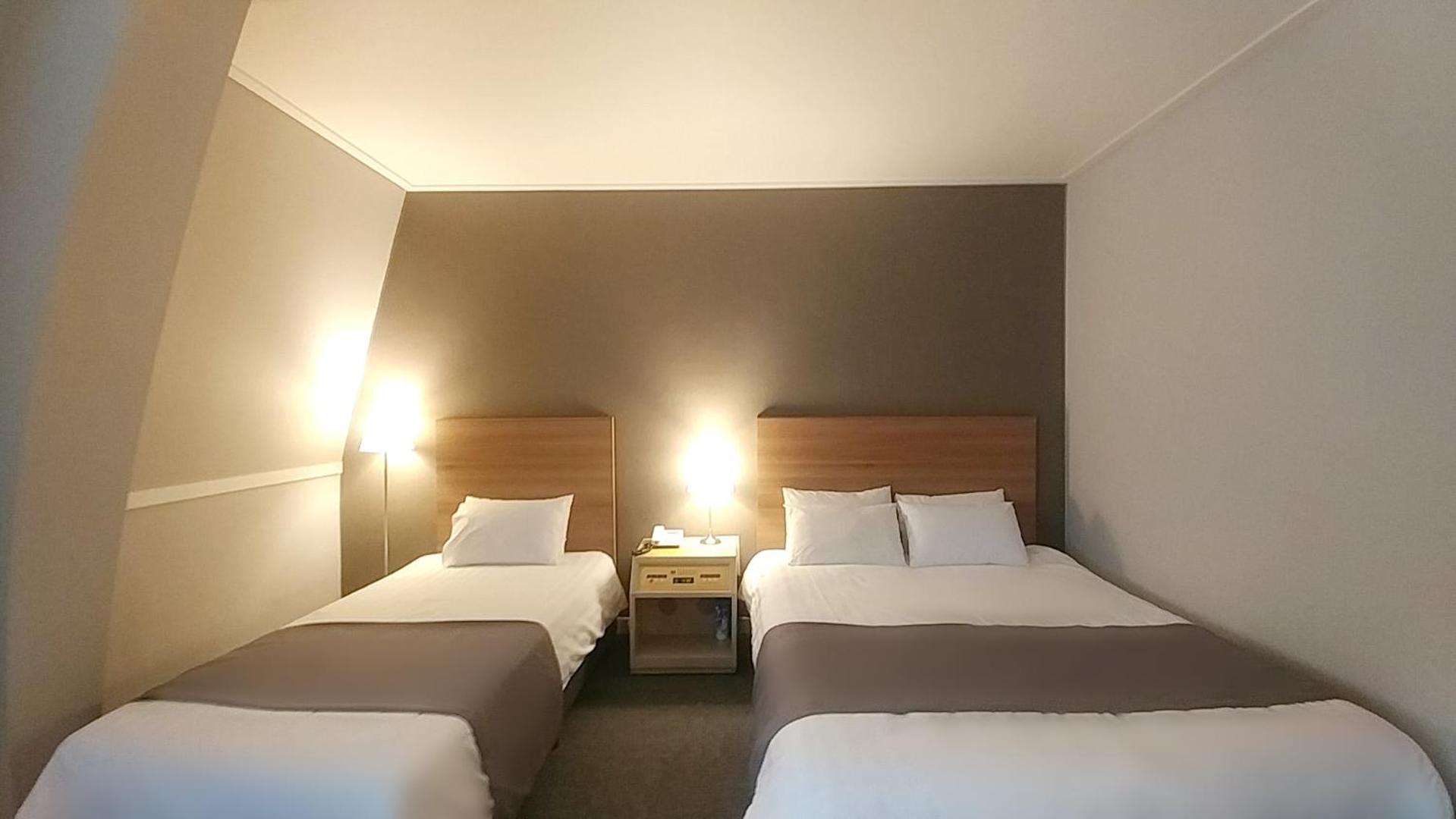 Standard Triple Room - Photo 12