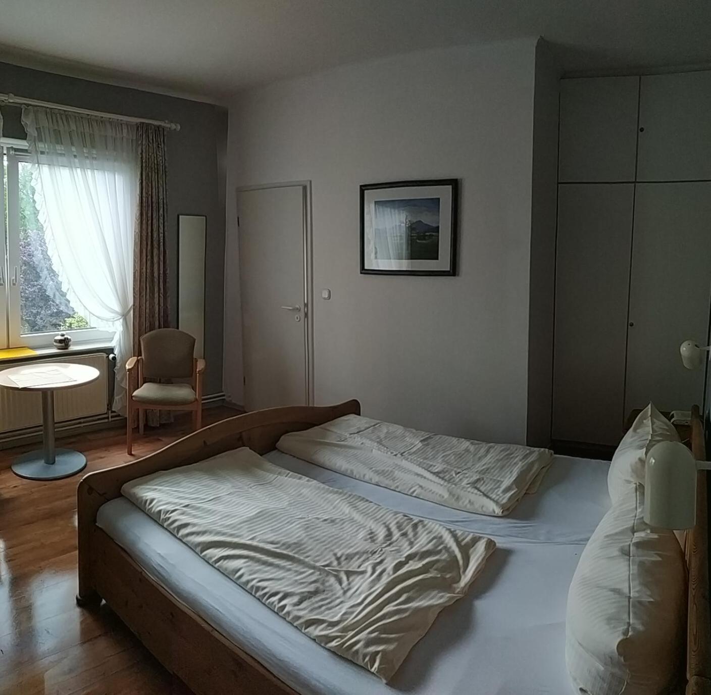 Double Room with Private Bathroom photo 3