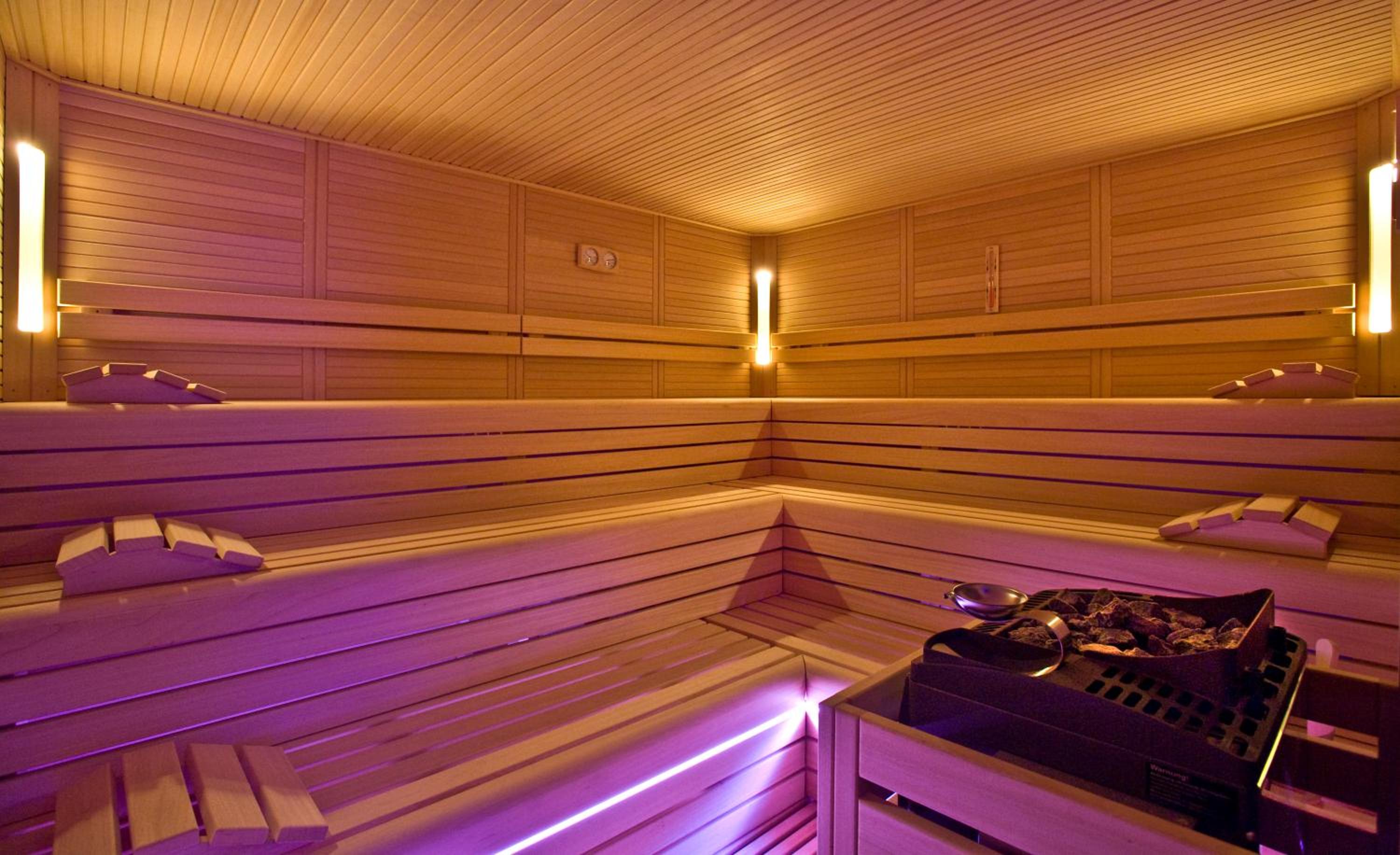 Comfort Quadruple Room with Spa Access - Photo 5