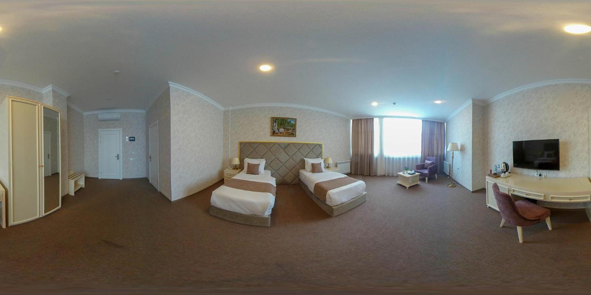 Deluxe Double or Twin Room with City View - Photo 51