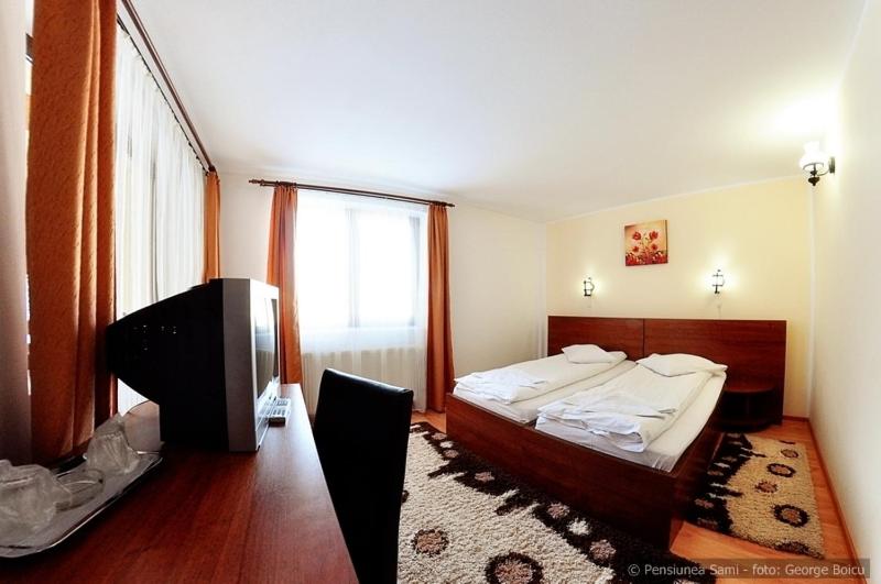Double or Twin Room photo 3