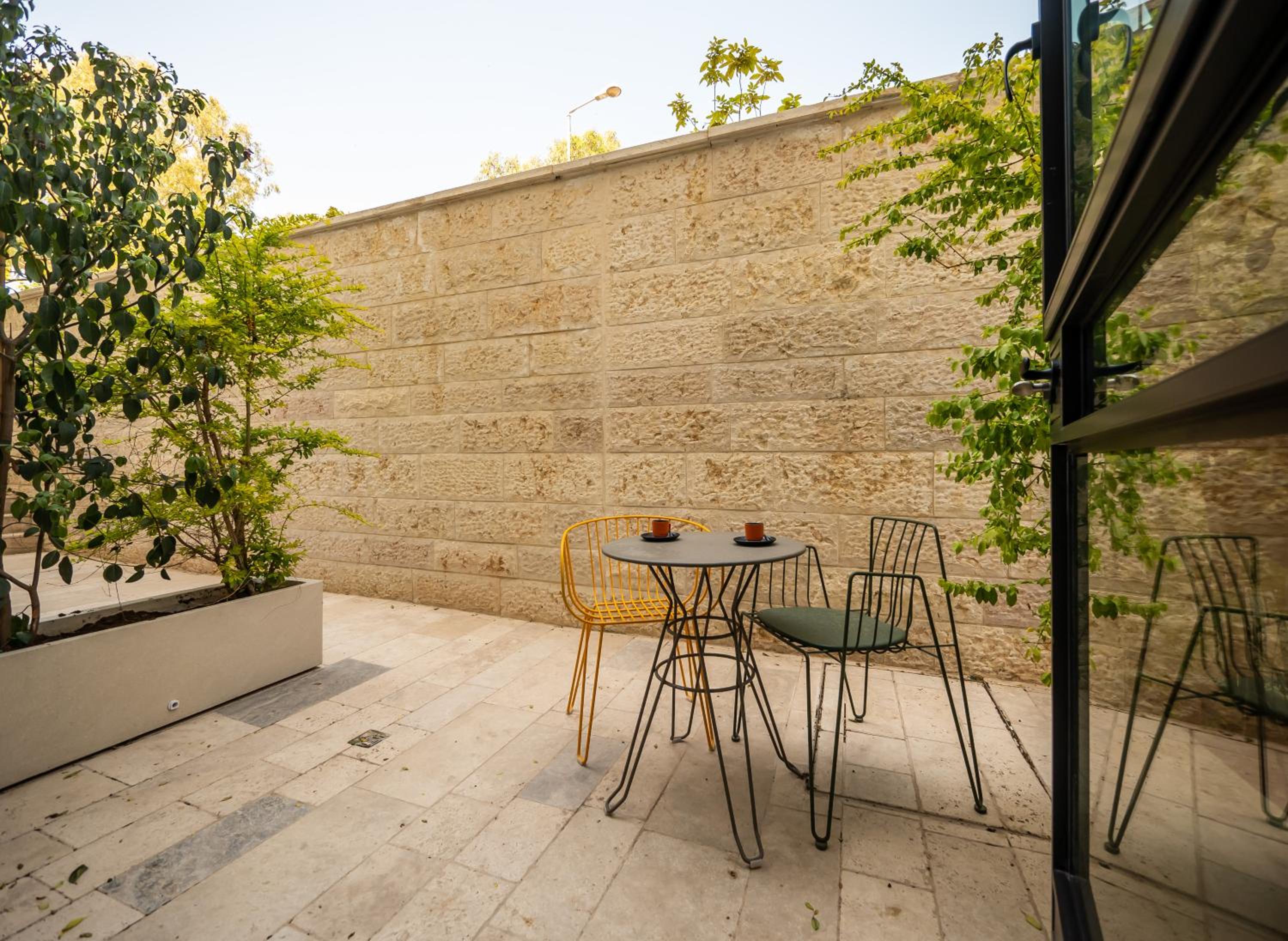 Classic Room with Patio - Photo 3