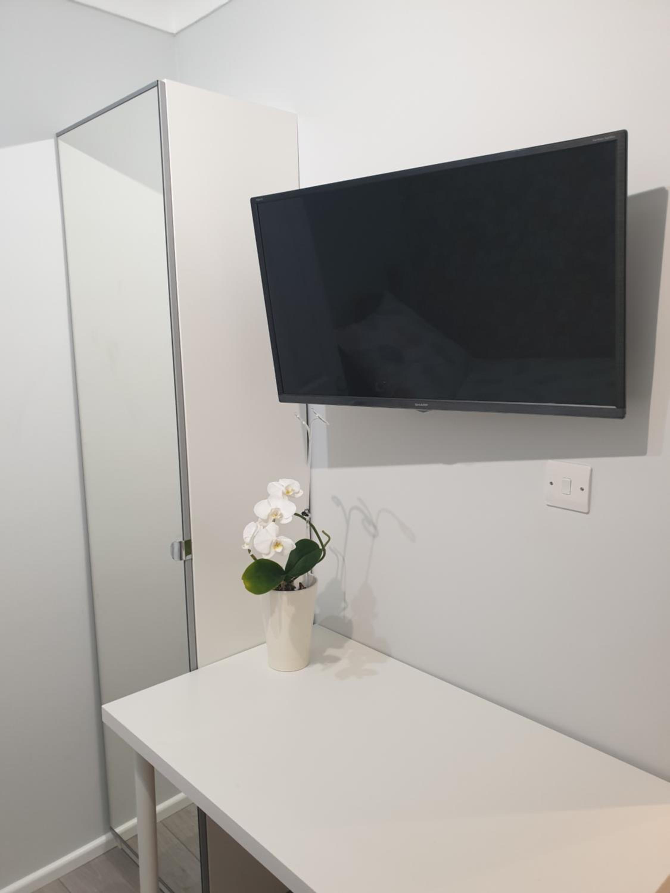 Single Room photo 3