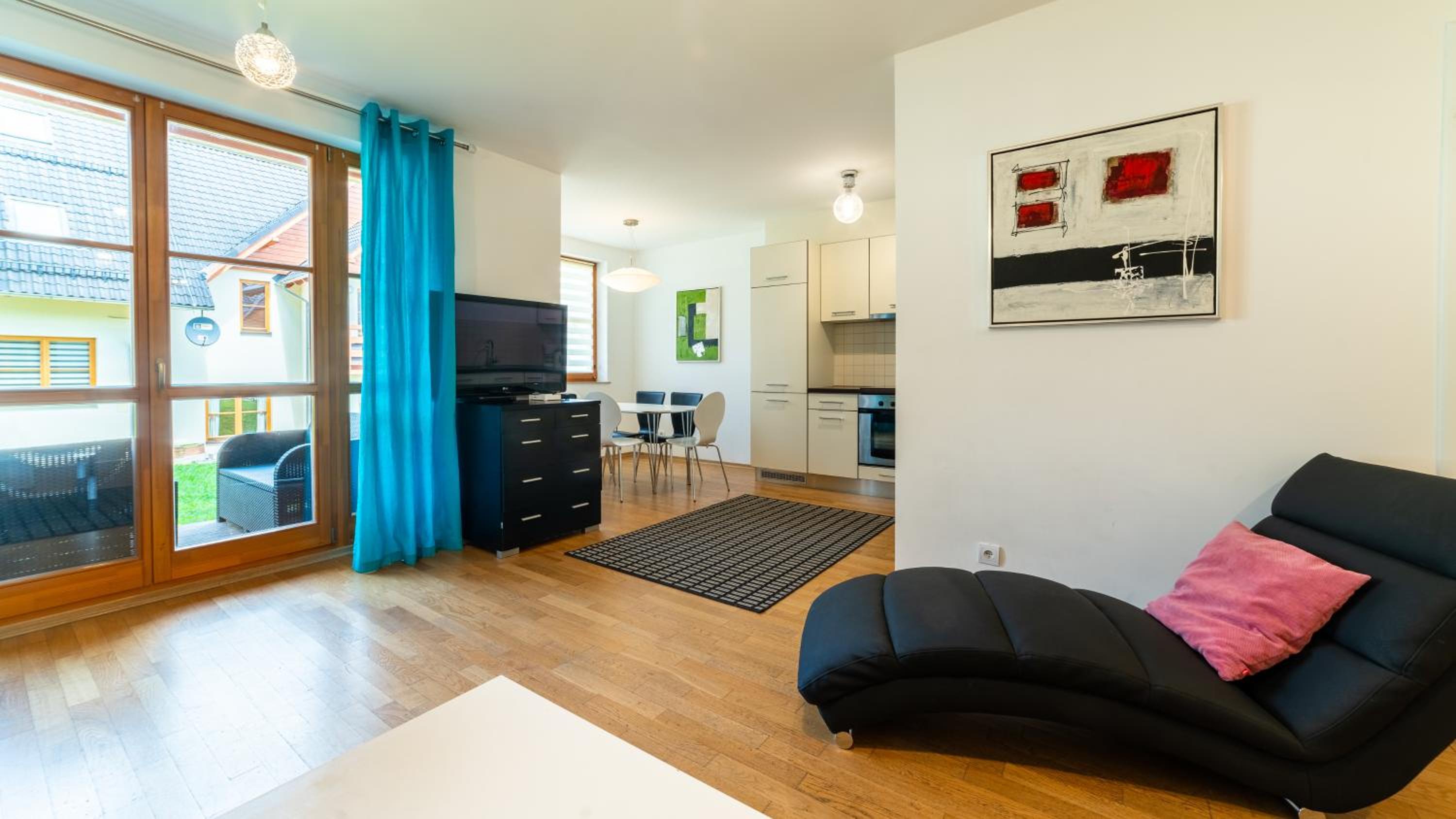 Two-Bedroom Apartment photo 3