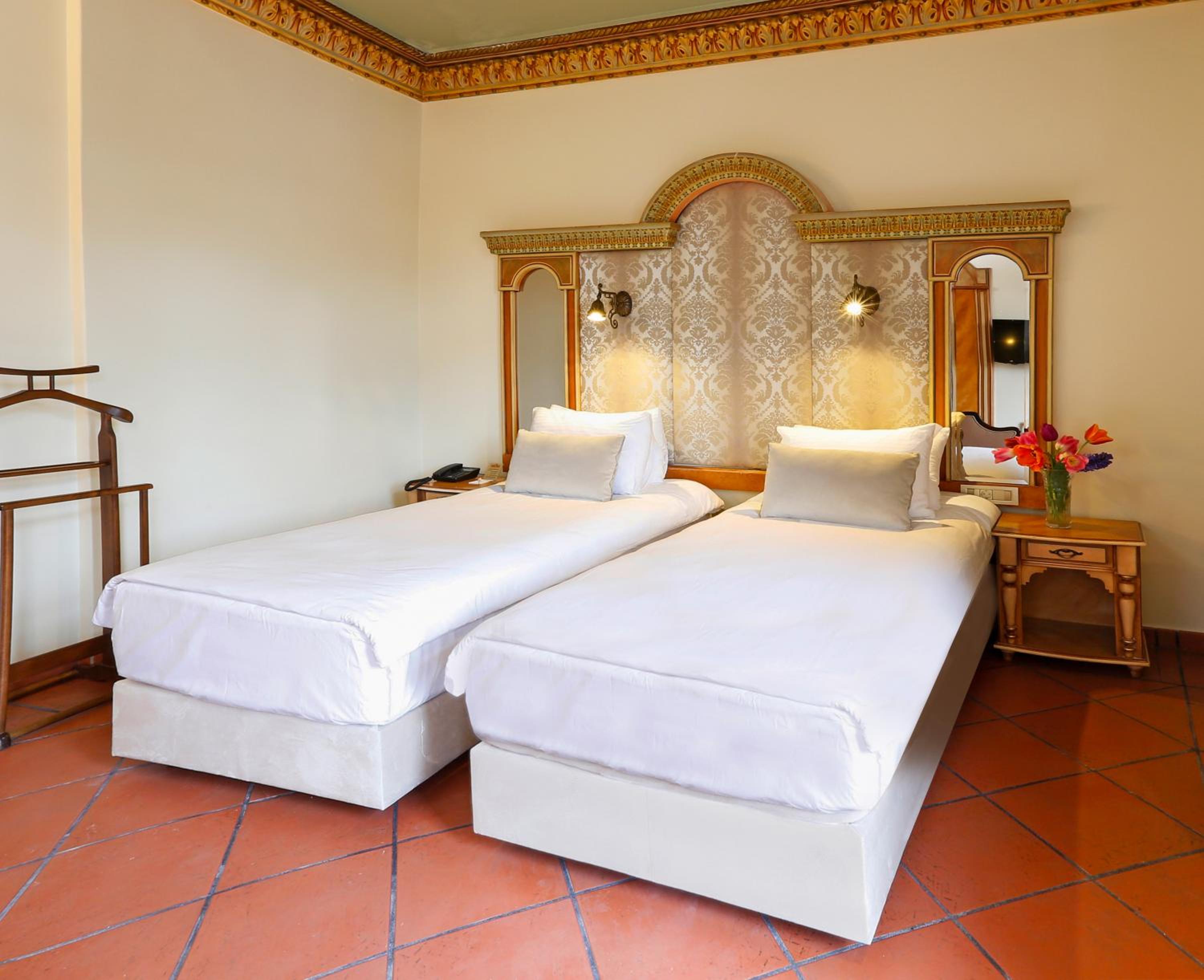 Double or Twin Room photo 3