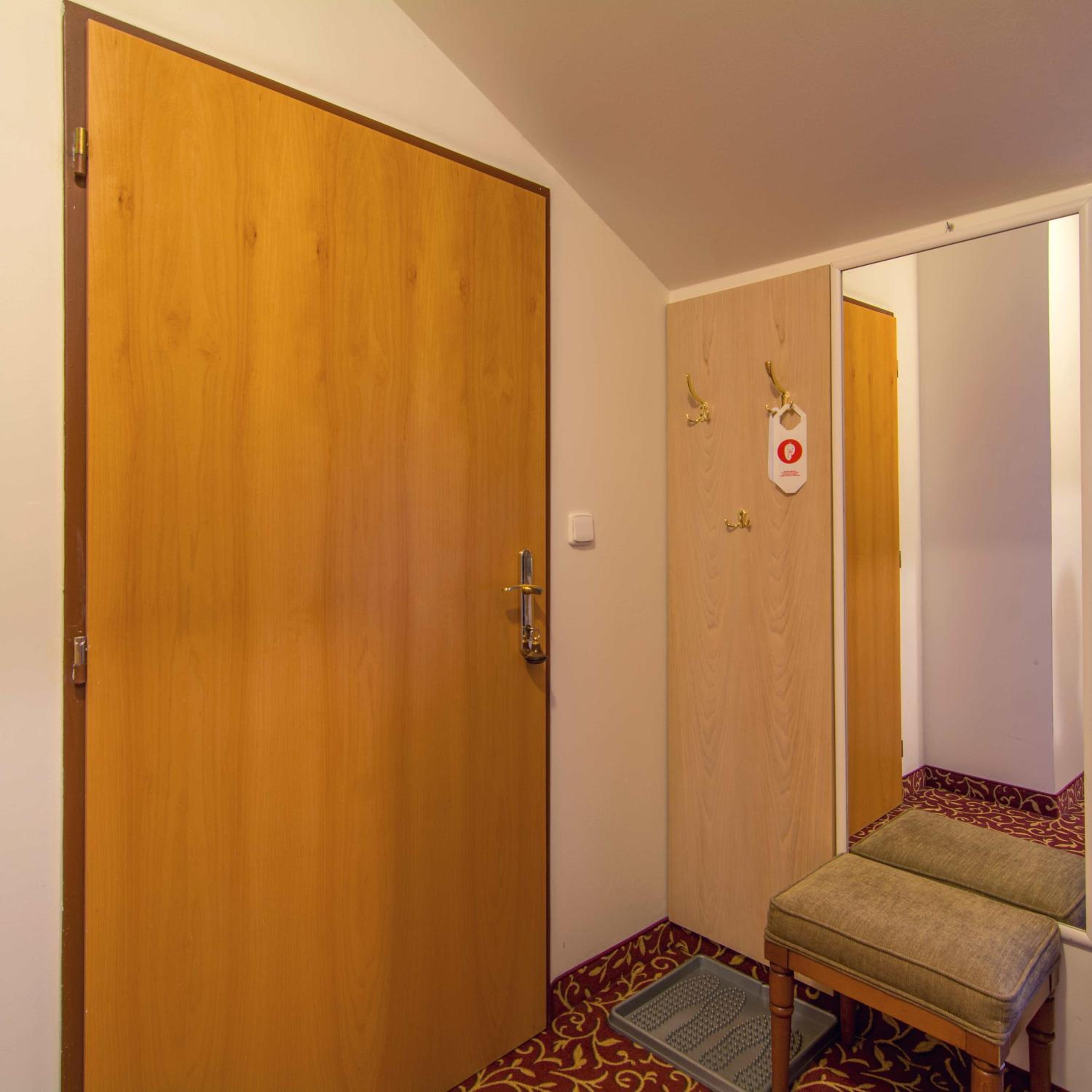 Attic Suite with Promenade View photo 2
