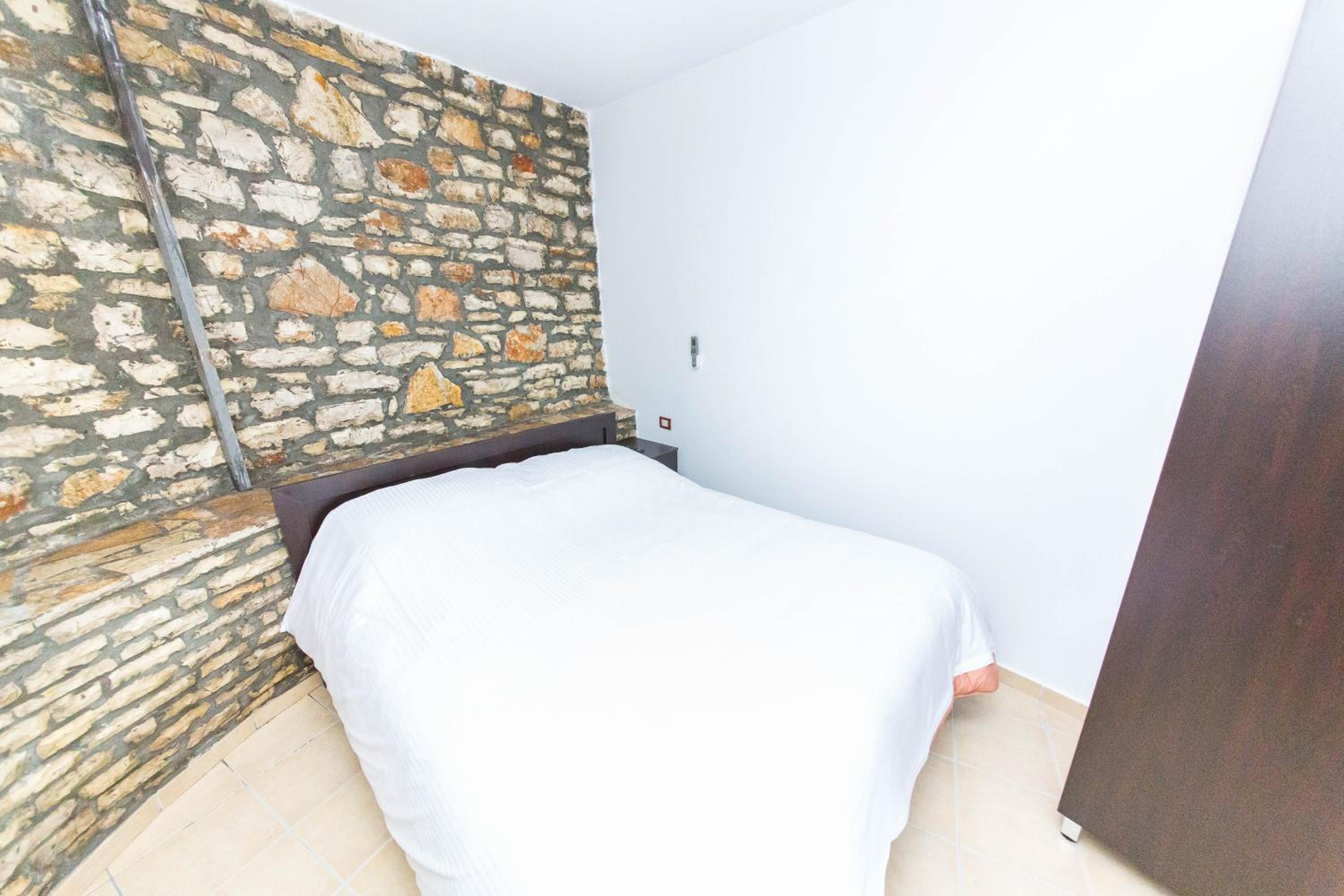 Double Room with Shared Terrace