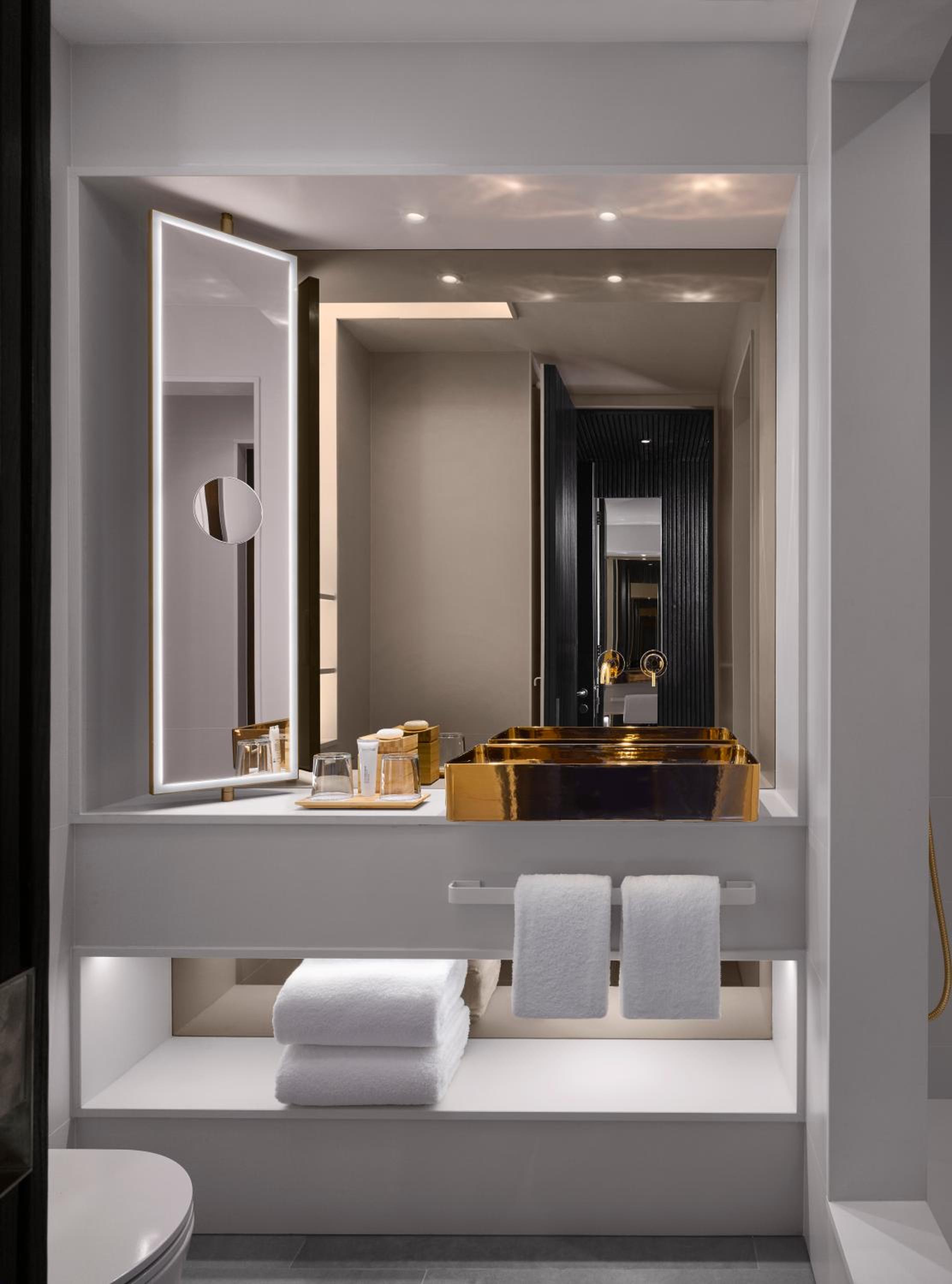 Executive Room Accessible