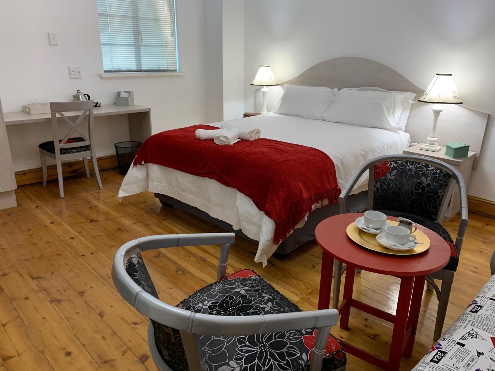 Deluxe Double Room - Photo 18