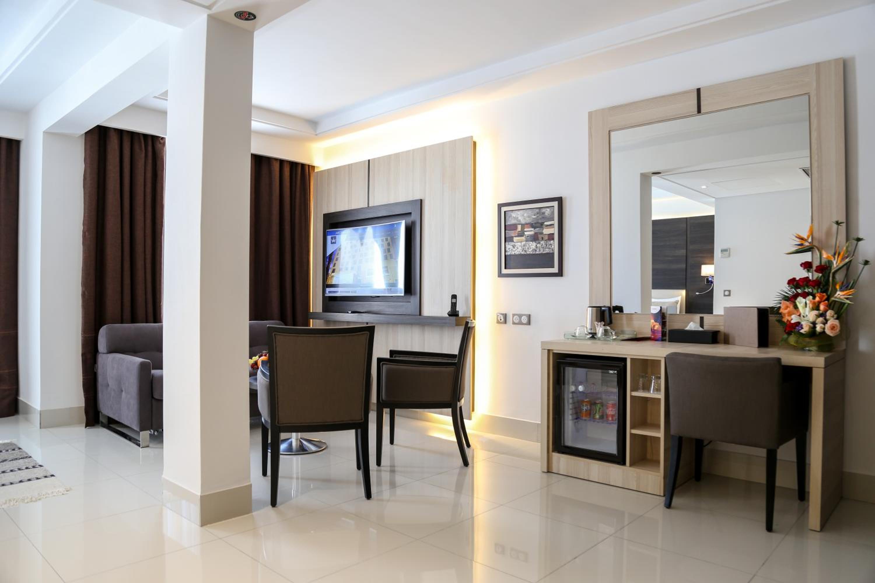 King-Size Deluxe Room photo 2