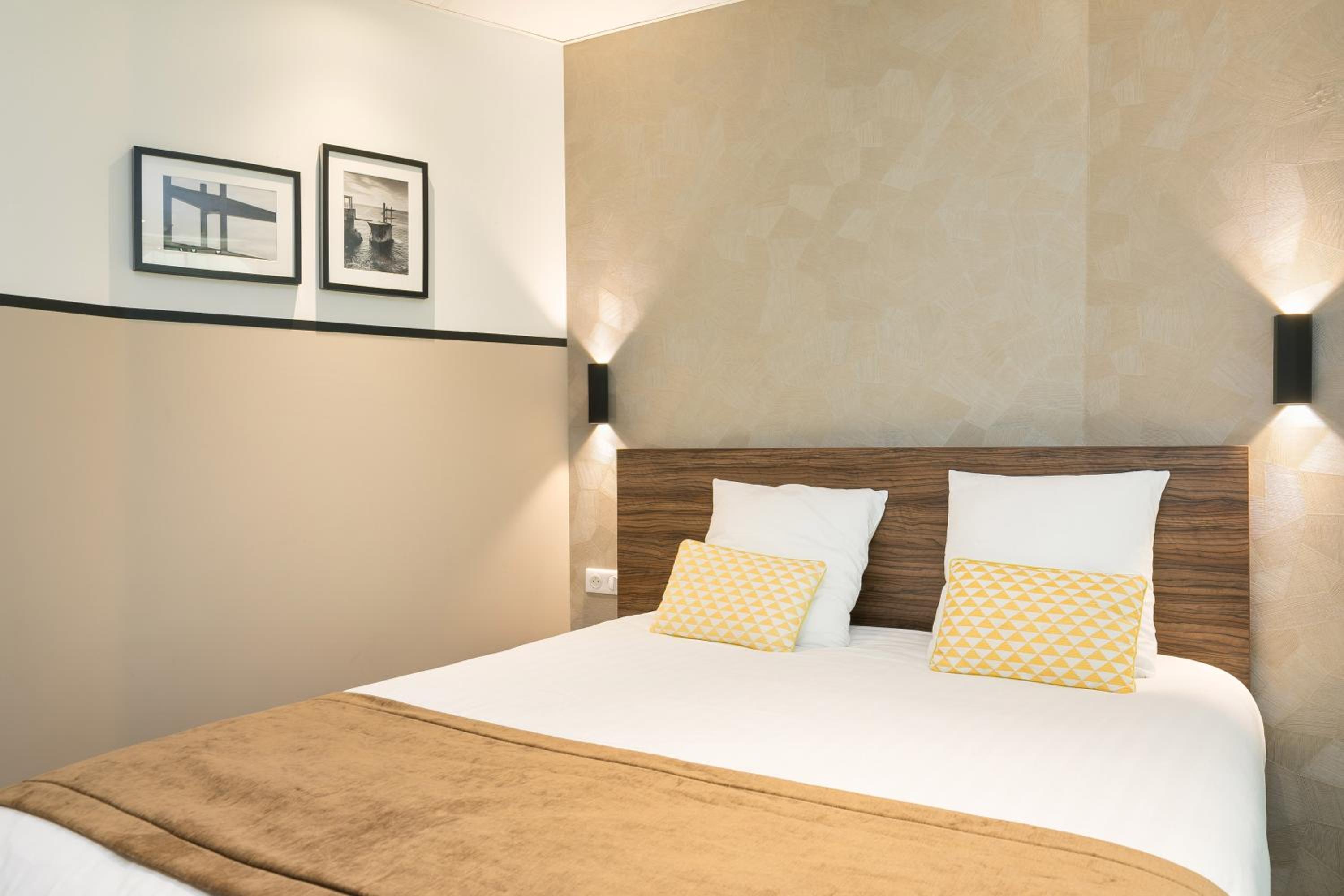 Superior Double Room - Photo 8