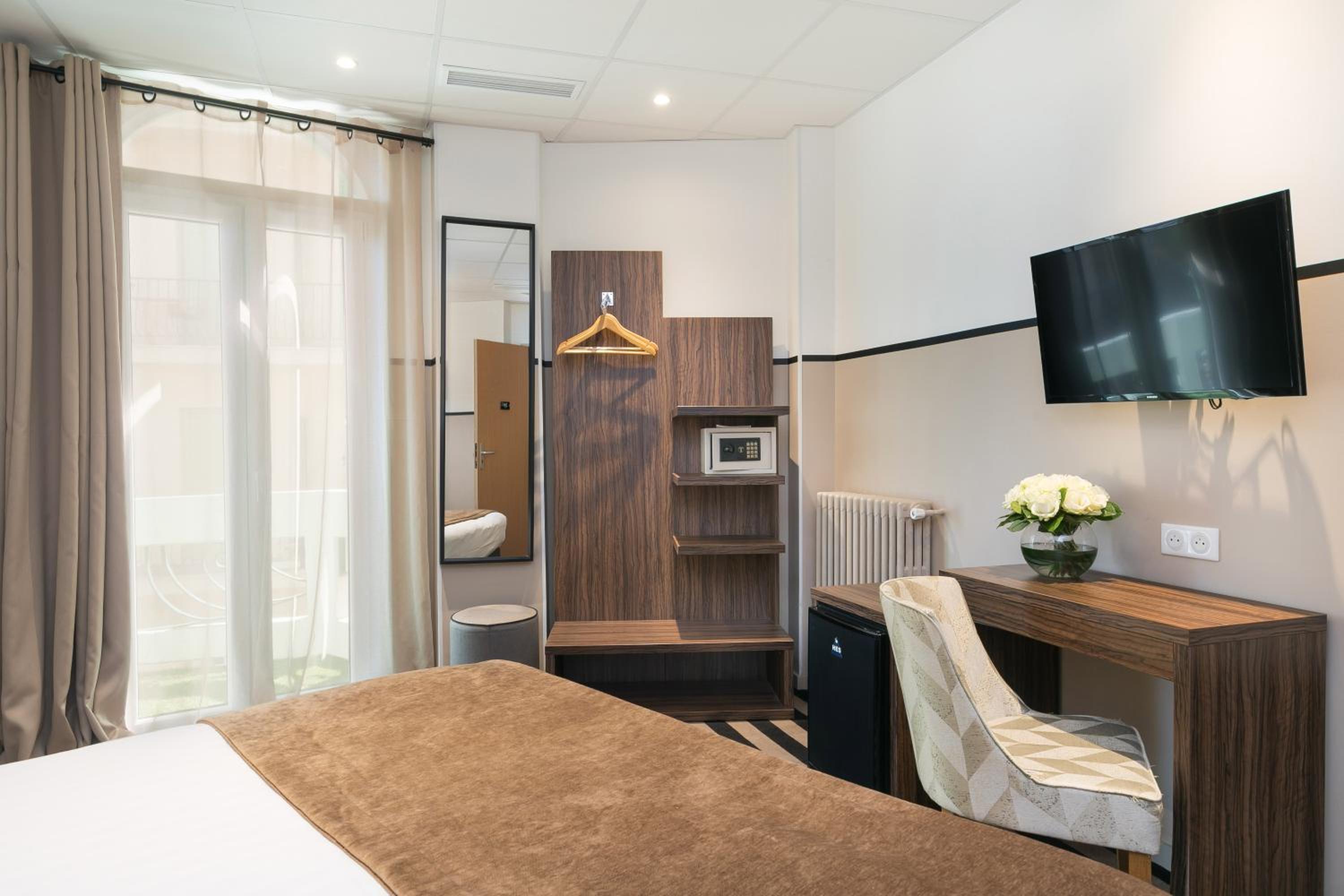 Superior Double Room - Photo 7