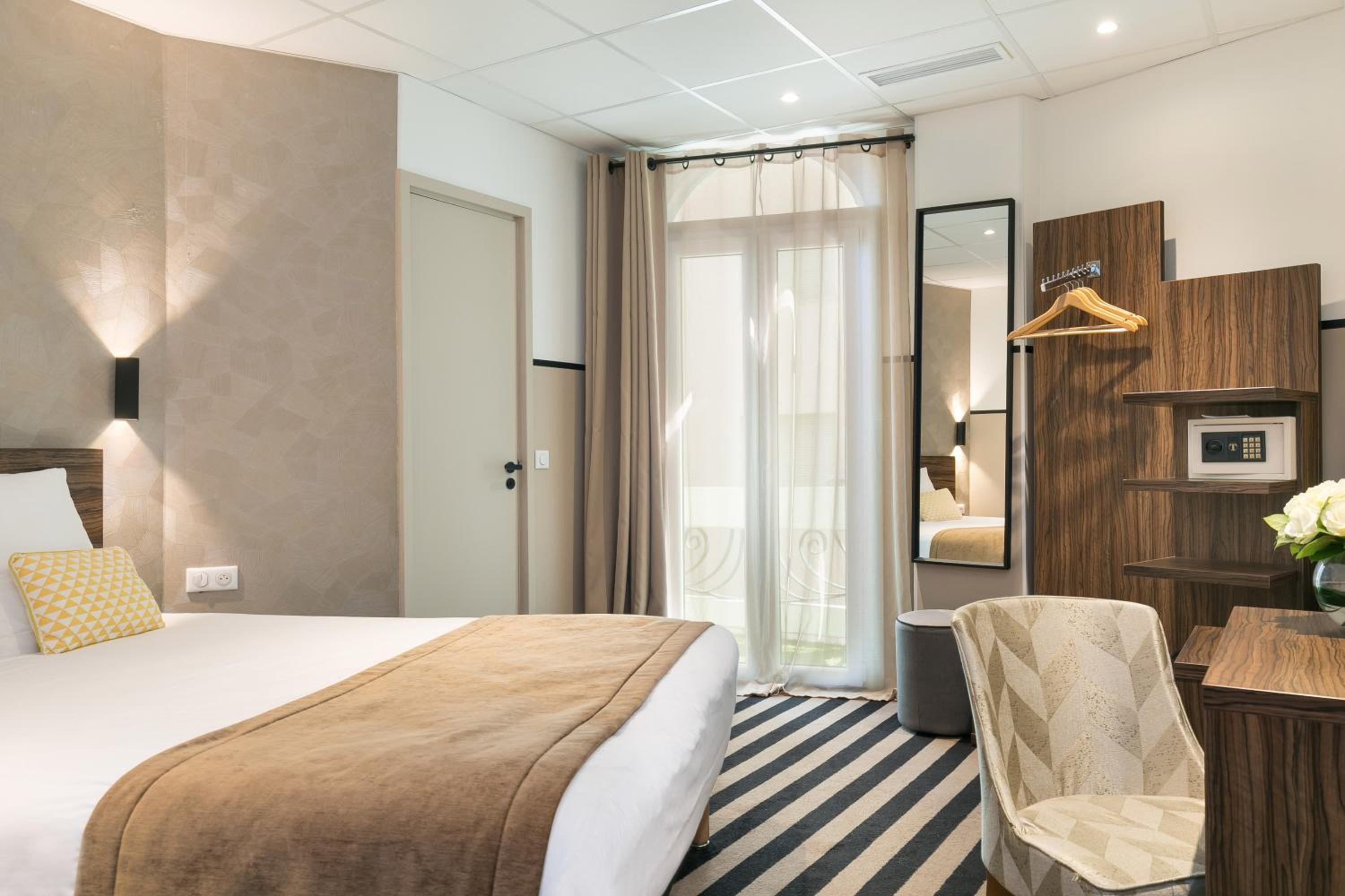 Superior Double Room - Photo 6