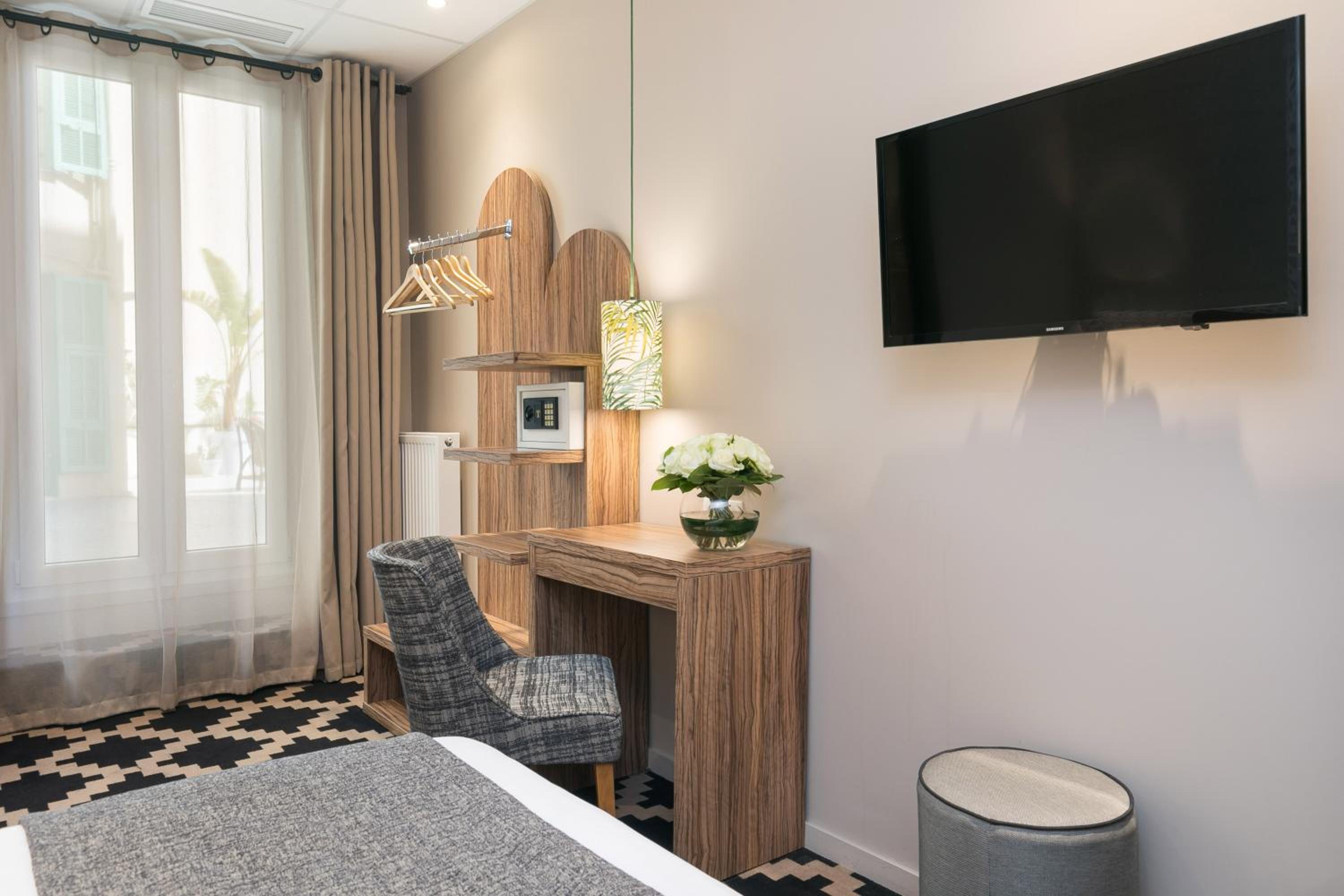 Superior Double Room - Photo 10