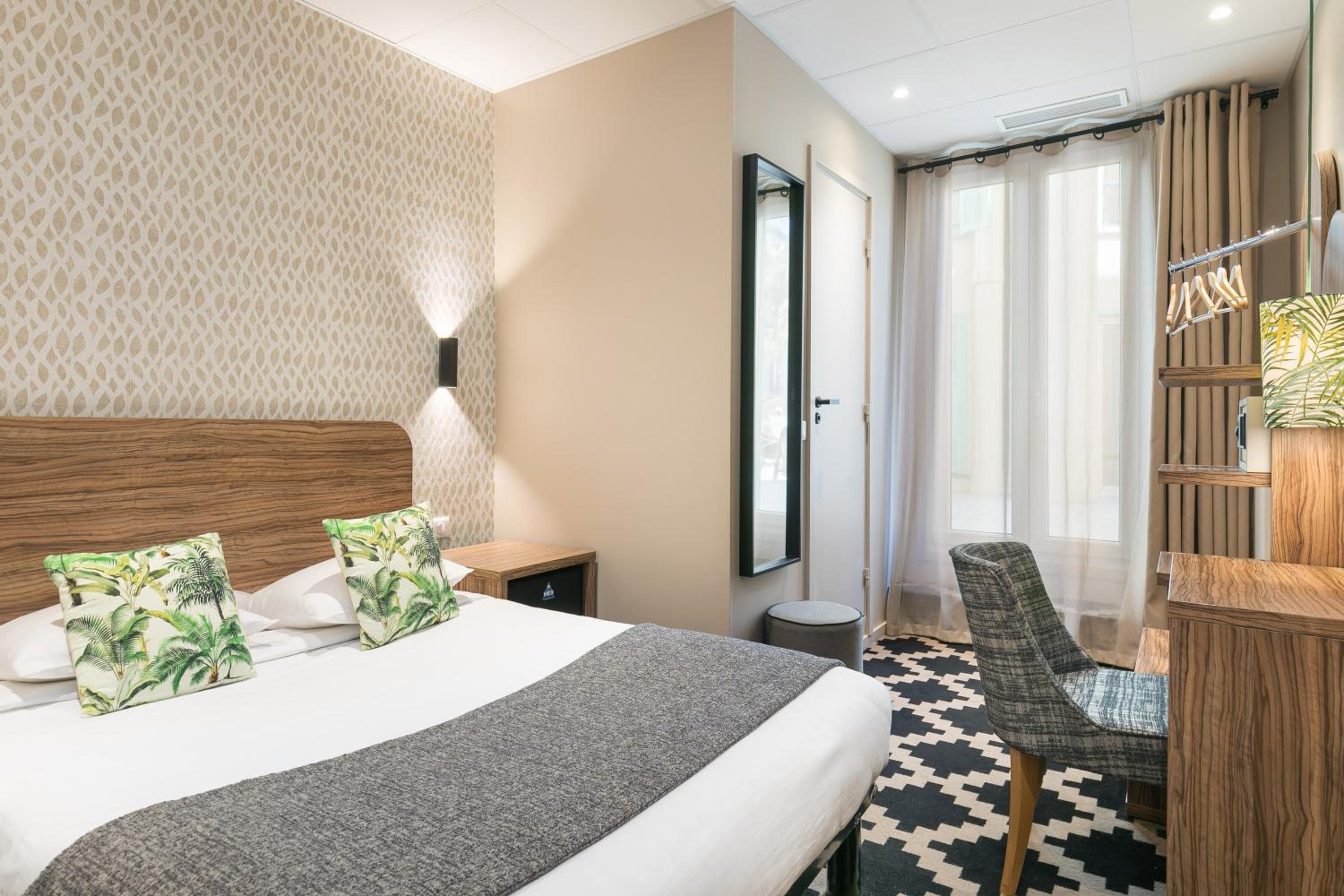 Superior Double Room - Photo 1