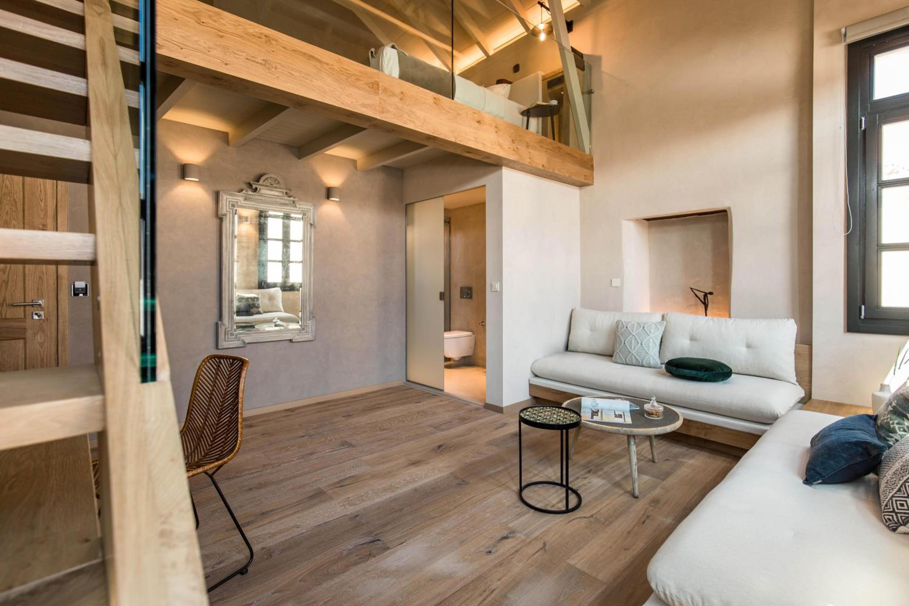Suite - Split Level photo 2