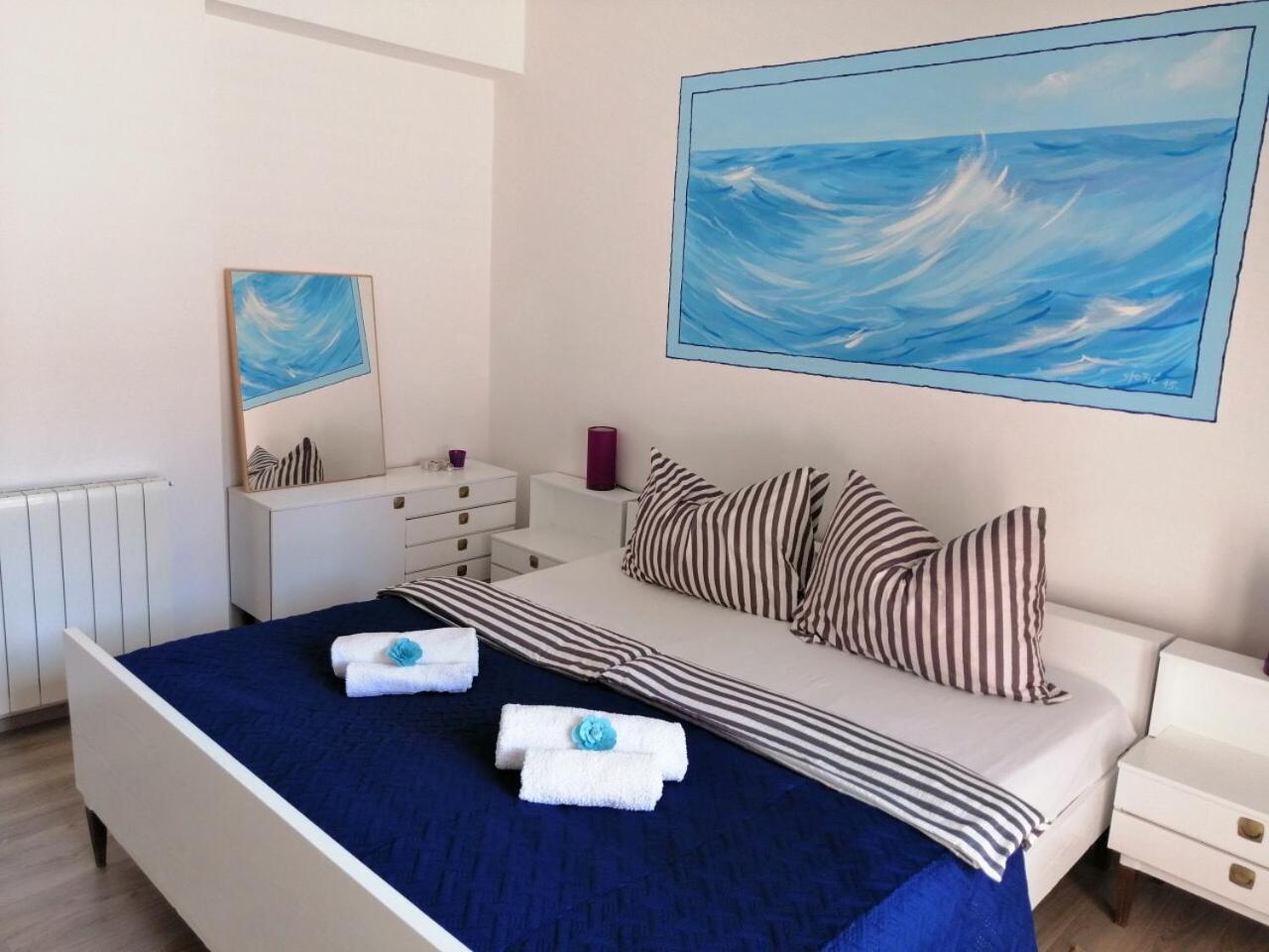 Two-Bedroom Apartment with Terrace and Sea View