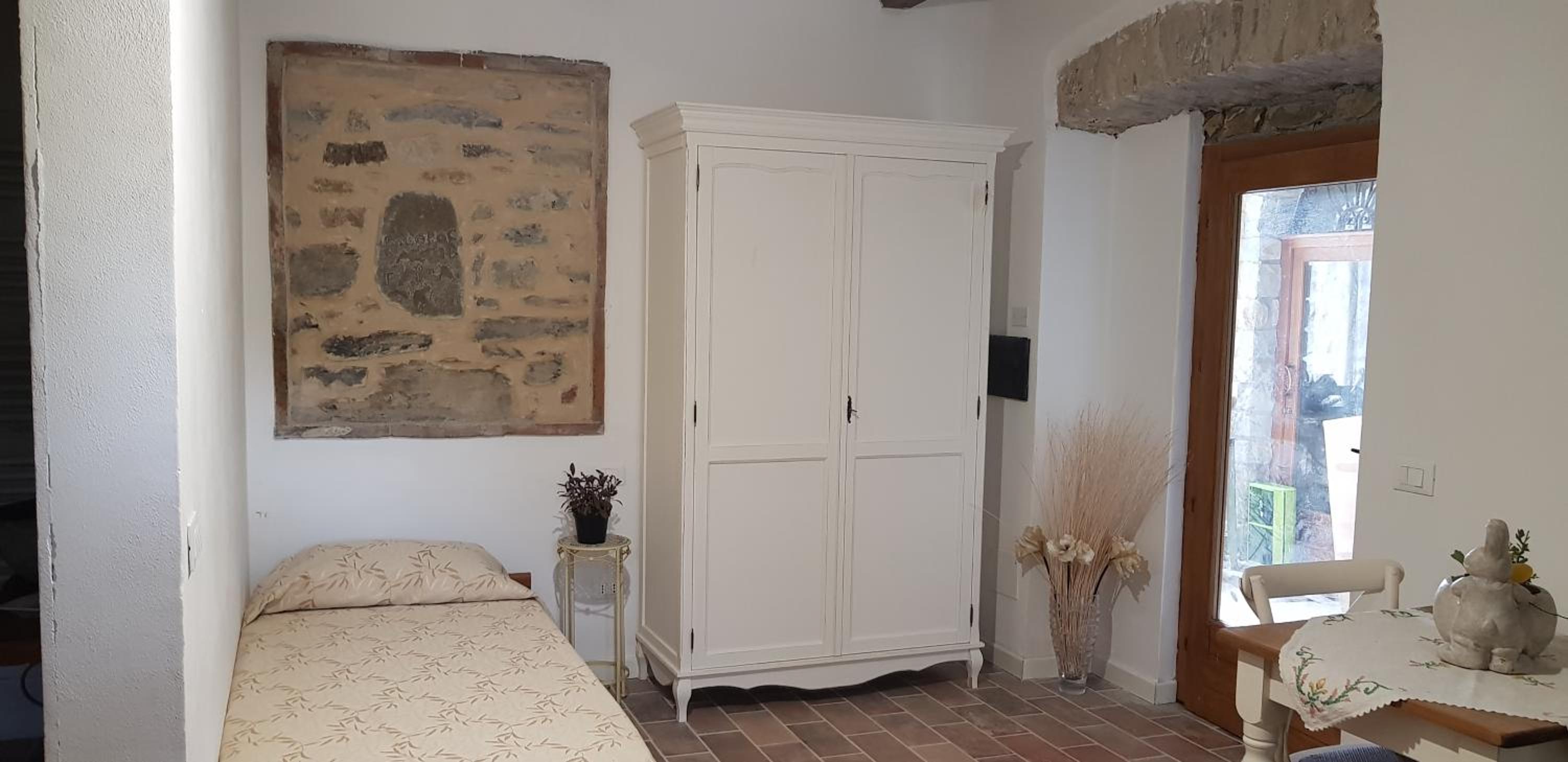 Comfort Triple Room with Shower - Photo 1
