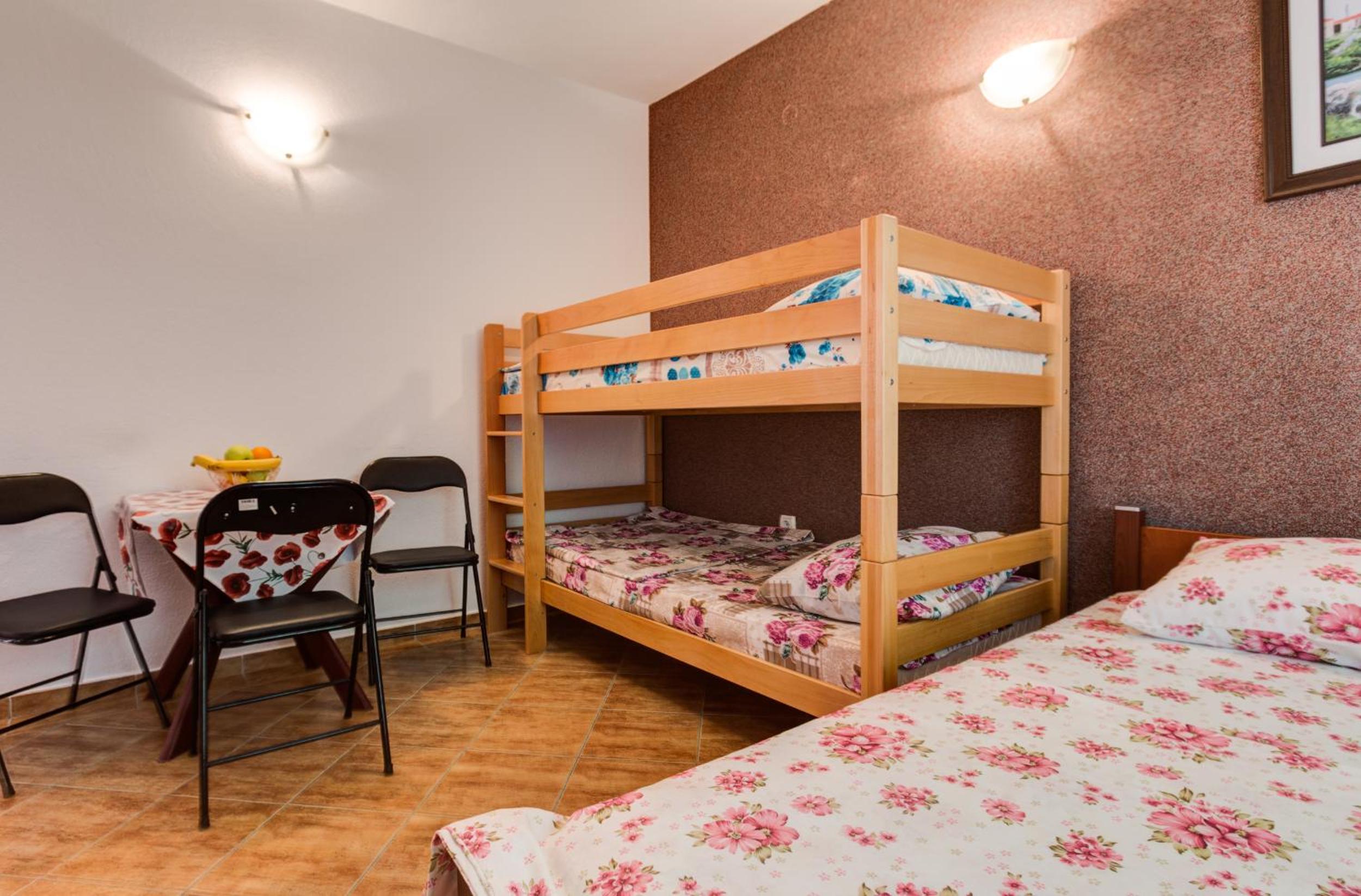 Studio Apartment photo 3