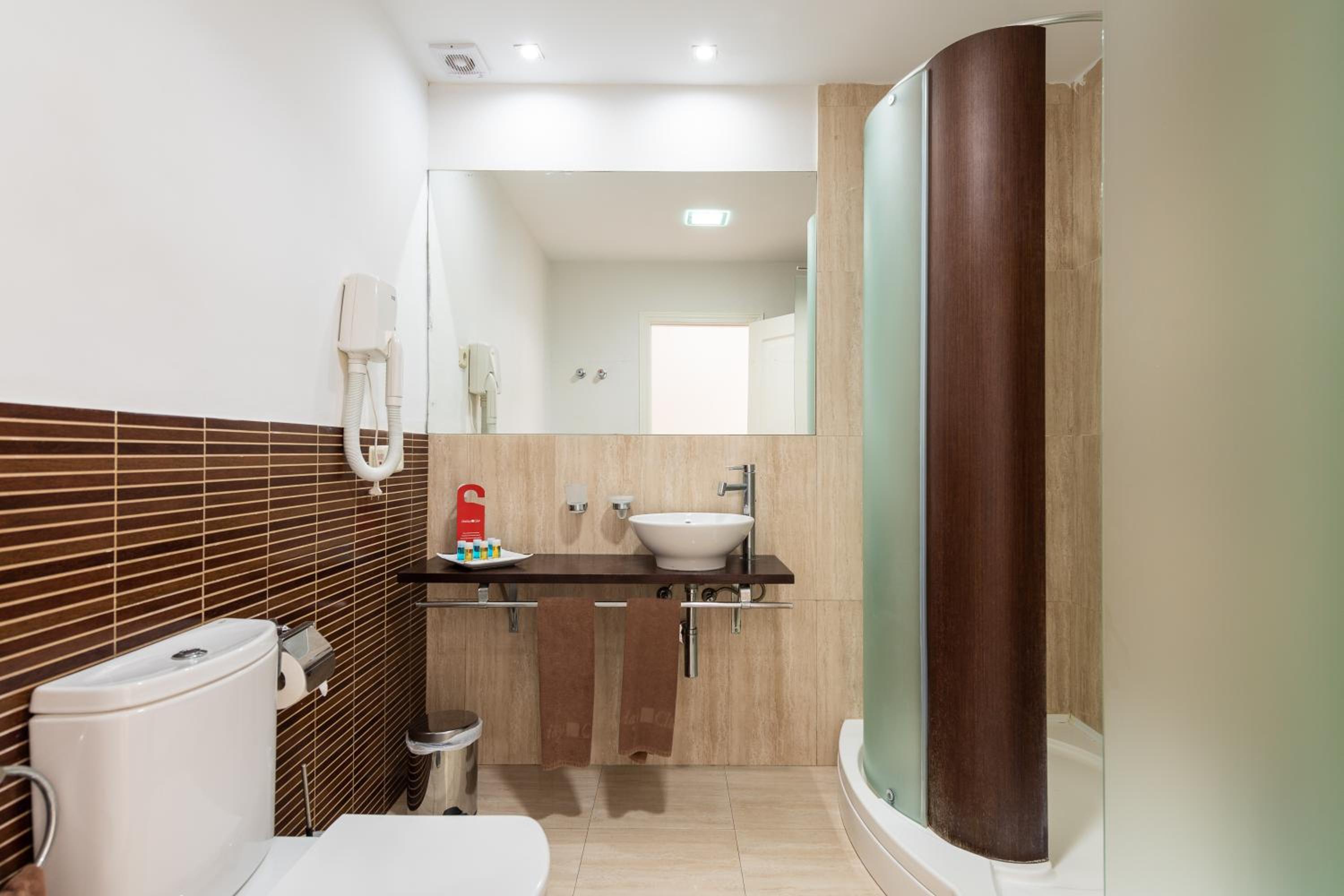 Two-Bedroom Apartment with Sea View photo 3