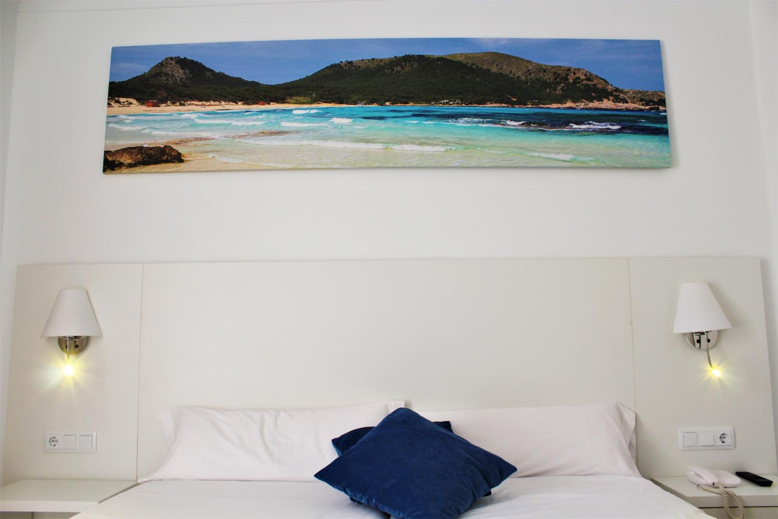 Twin Room - Photo 5