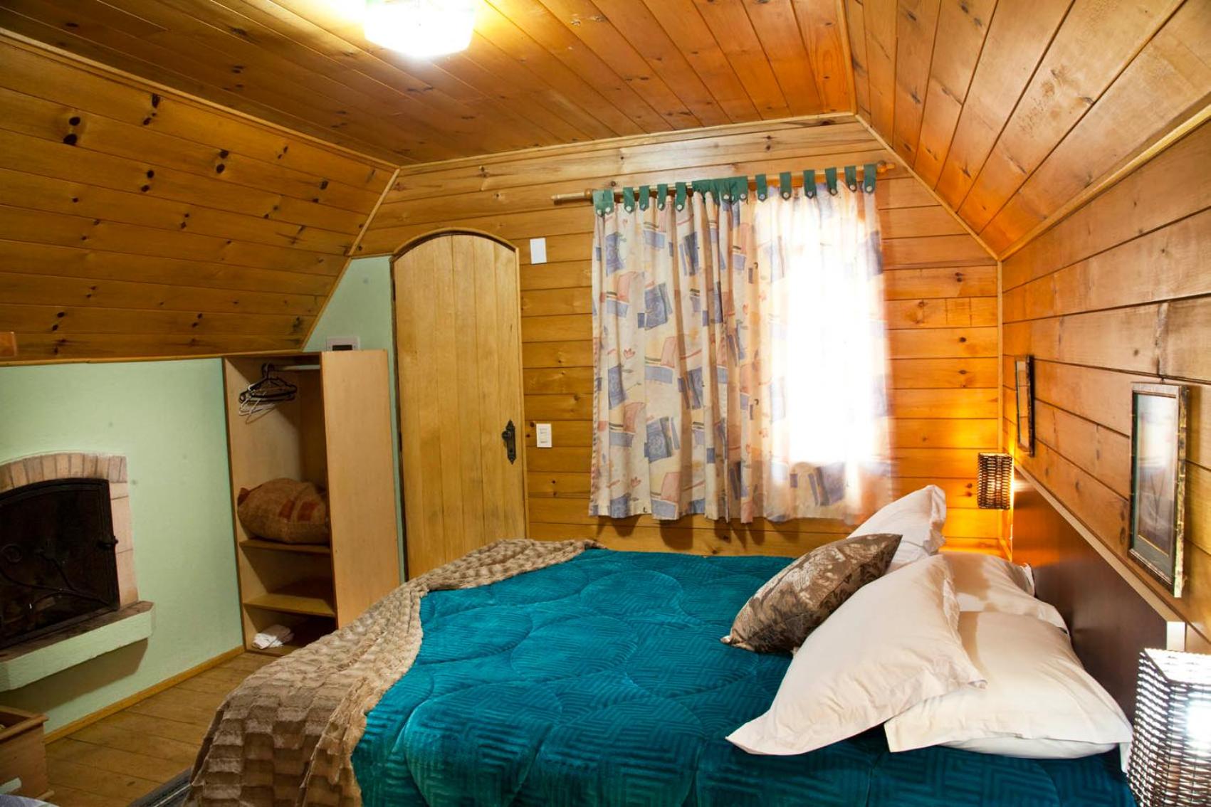 Chalet with Spa Bath (2 Adults) photo 3