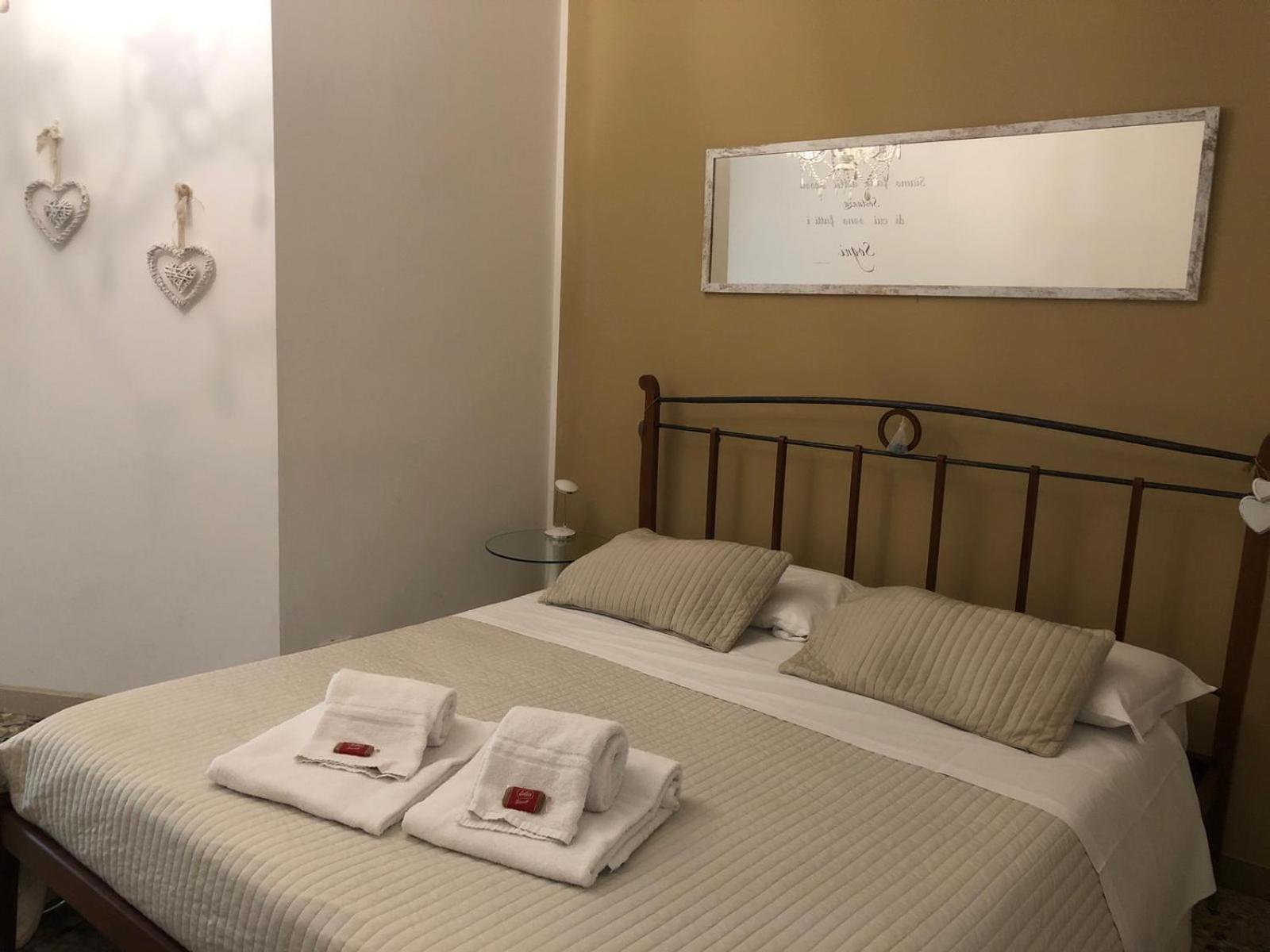 Triple Room with Private Bathroom - Photo 1
