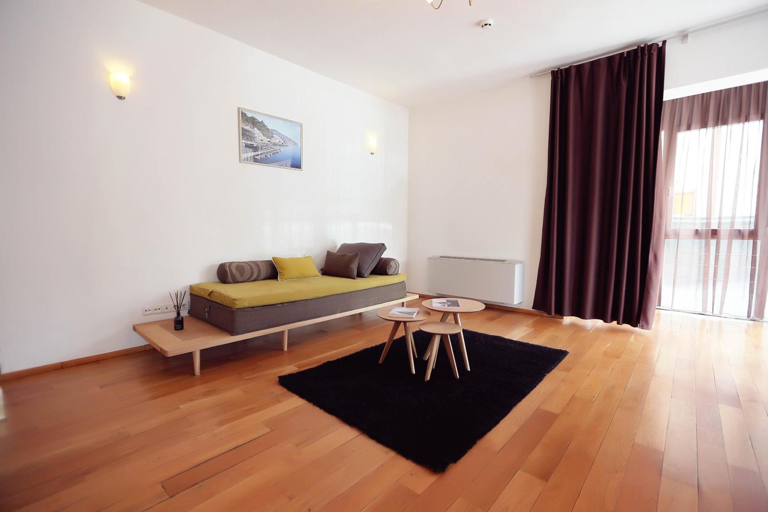 Executive Apartment - Photo 1