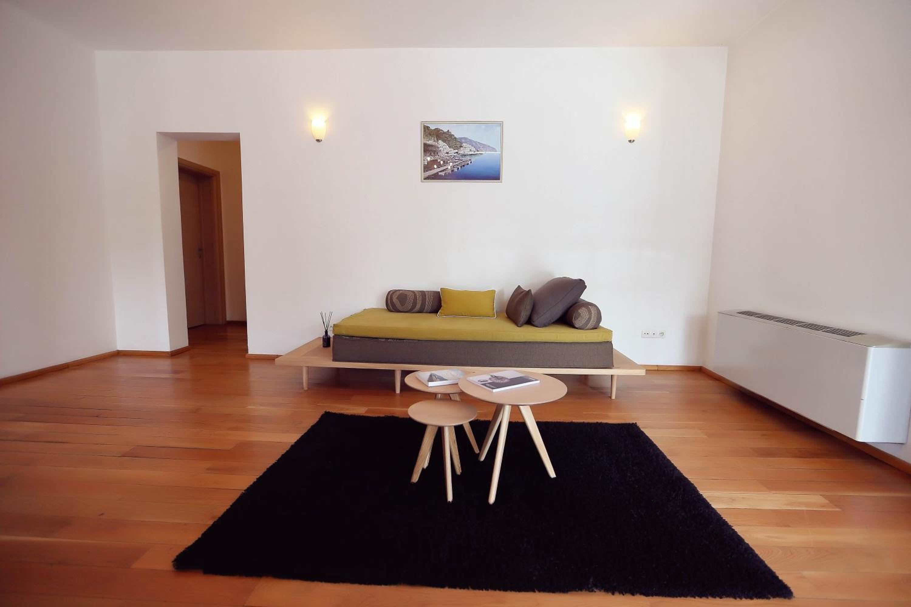 Executive Apartment - Photo 3