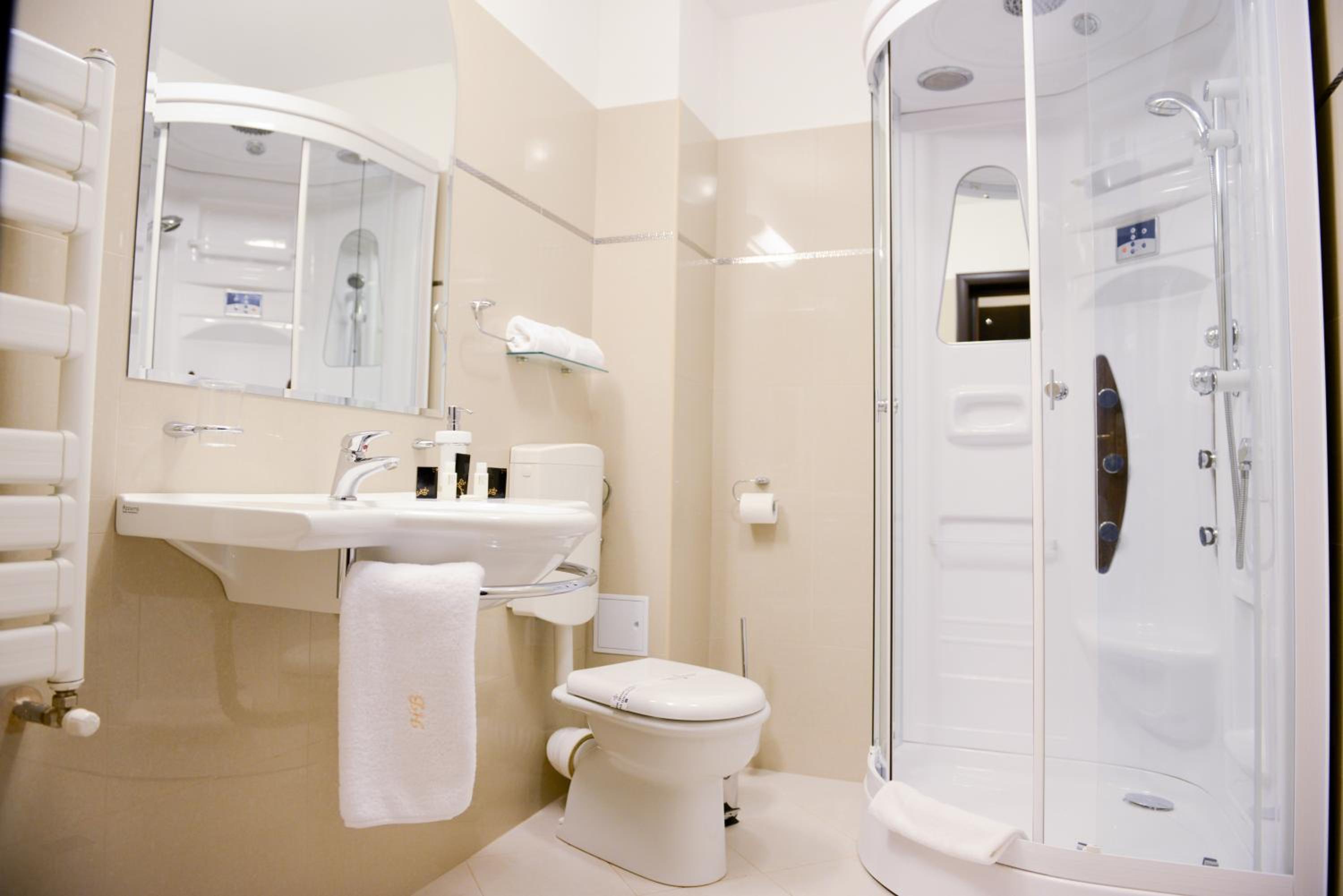 One-Bedroom Suite photo 2