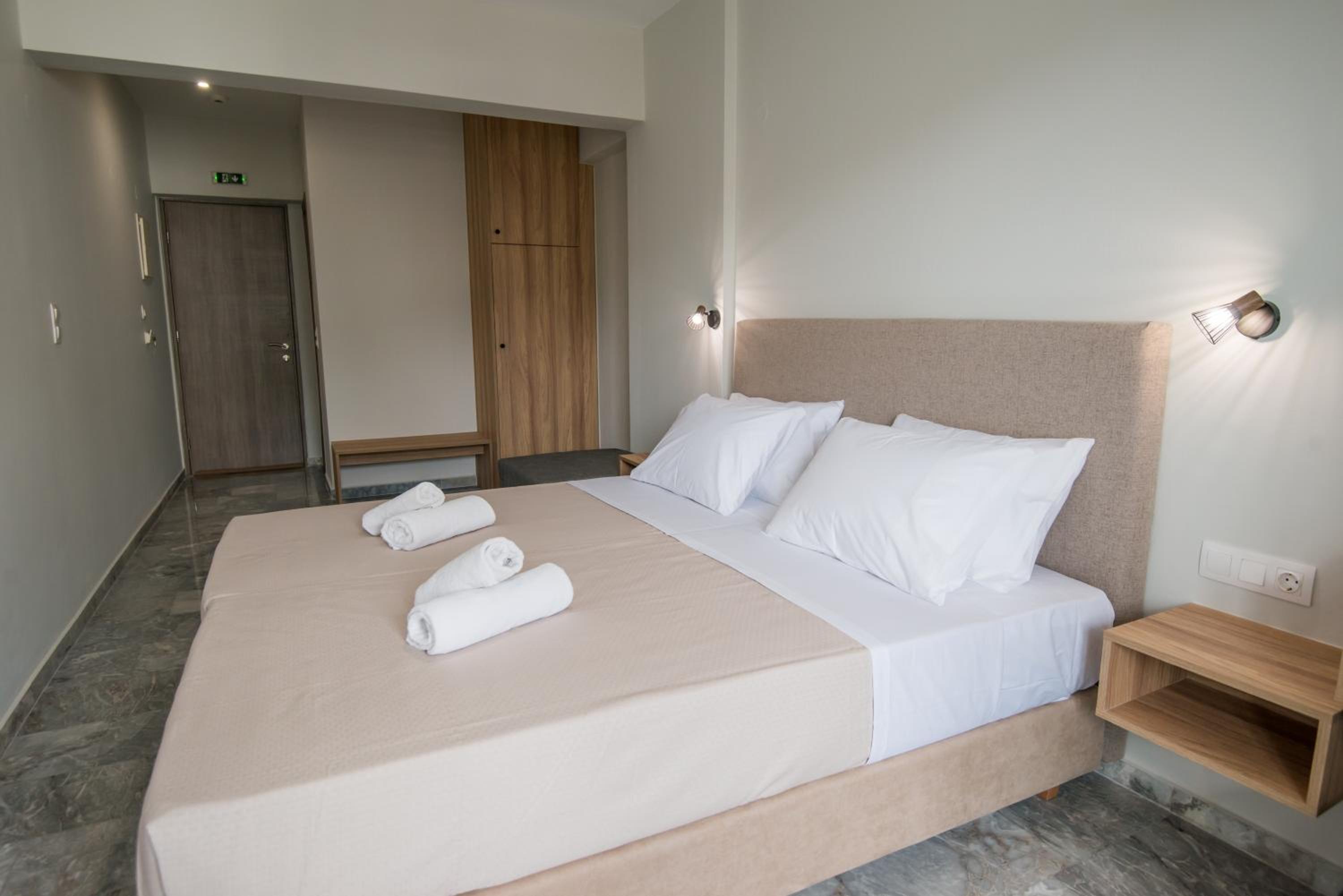 Deluxe Double or Twin Room with Balcony photo 1
