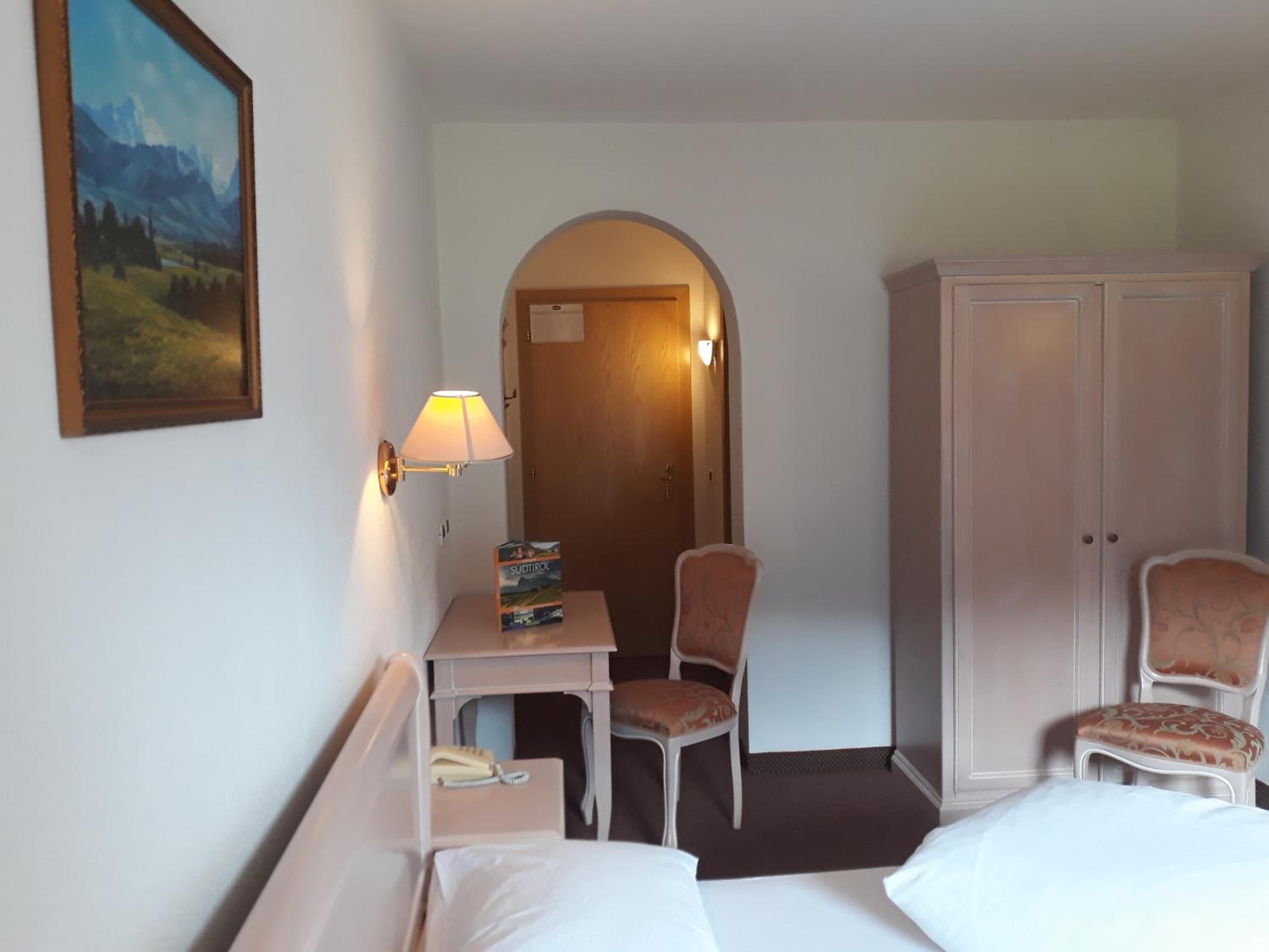 Double Room - Photo 12