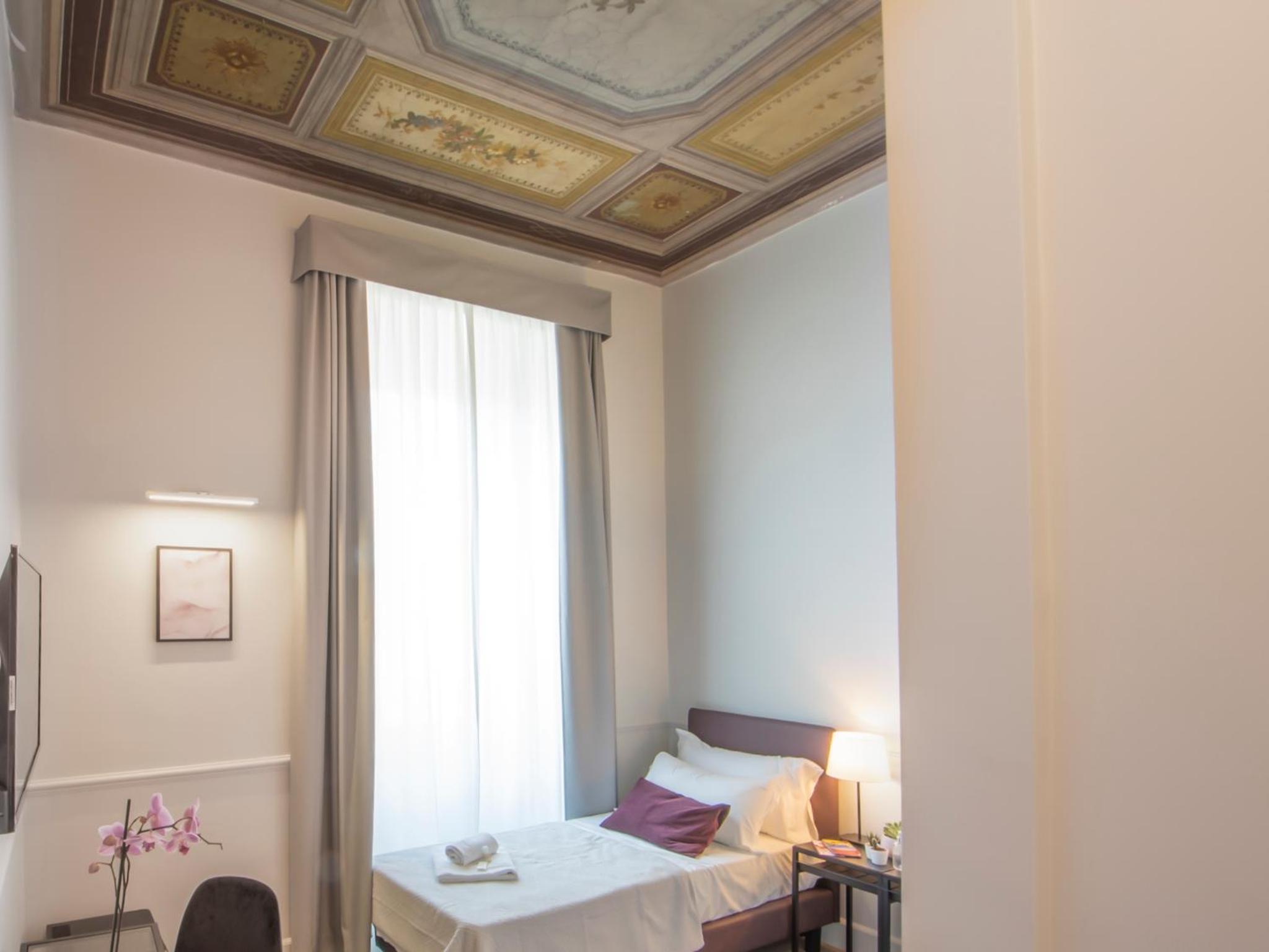 Deluxe Double or Twin Room photo 2
