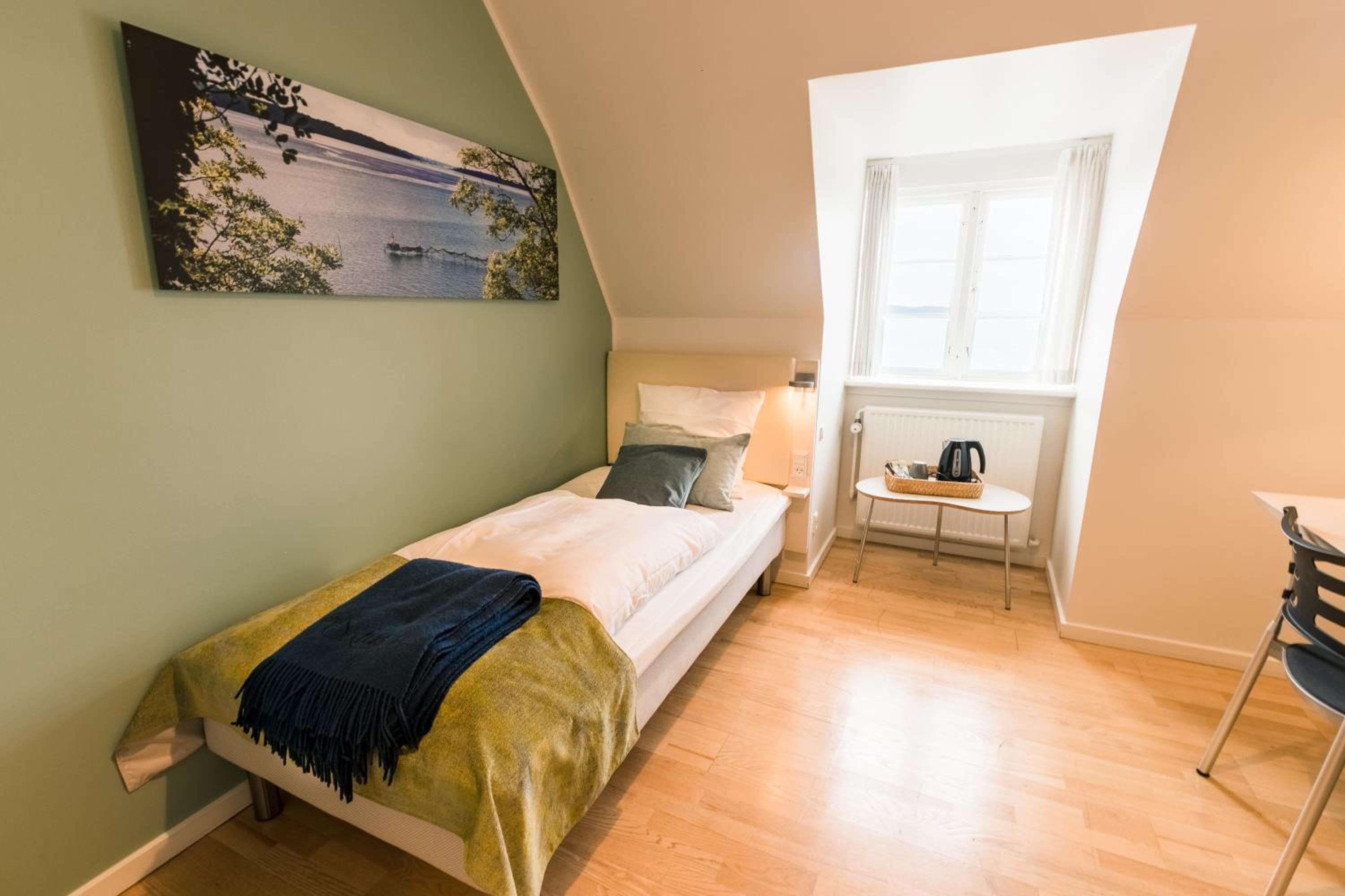 Single Room photo 3