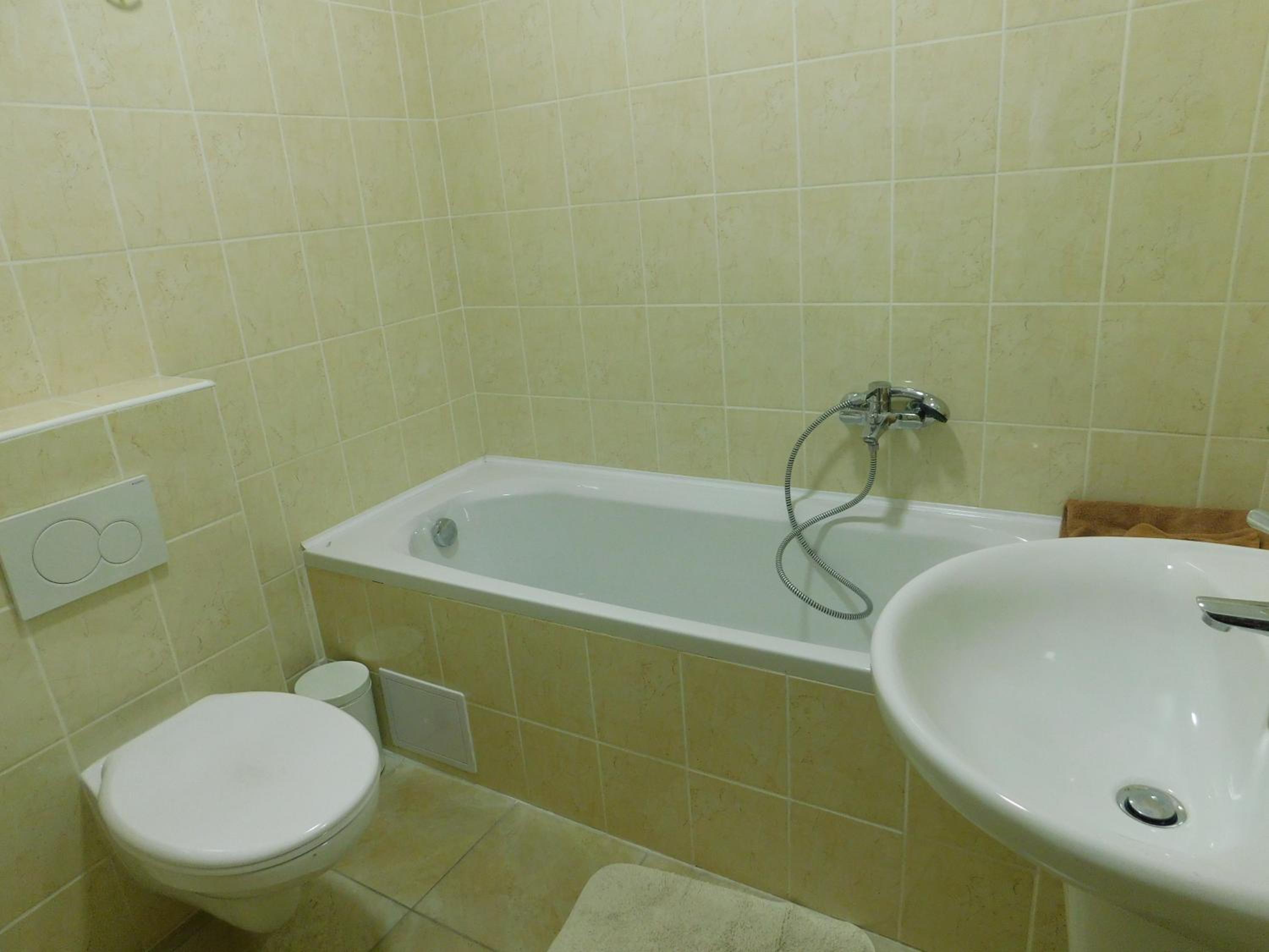 Single Room With Bathroom photo 3