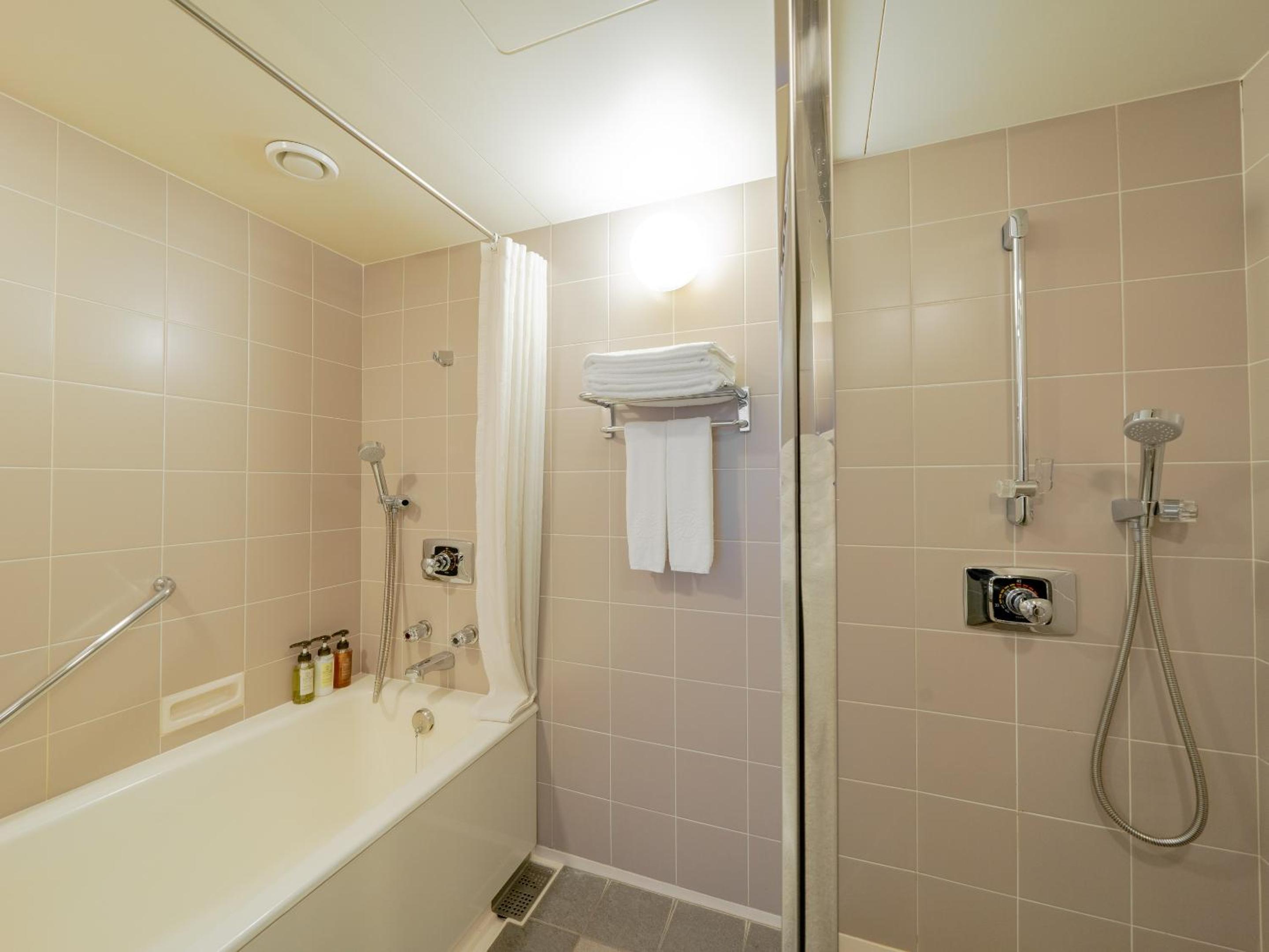 Deluxe Corner Twin Room - Non-Smoking - Photo 5