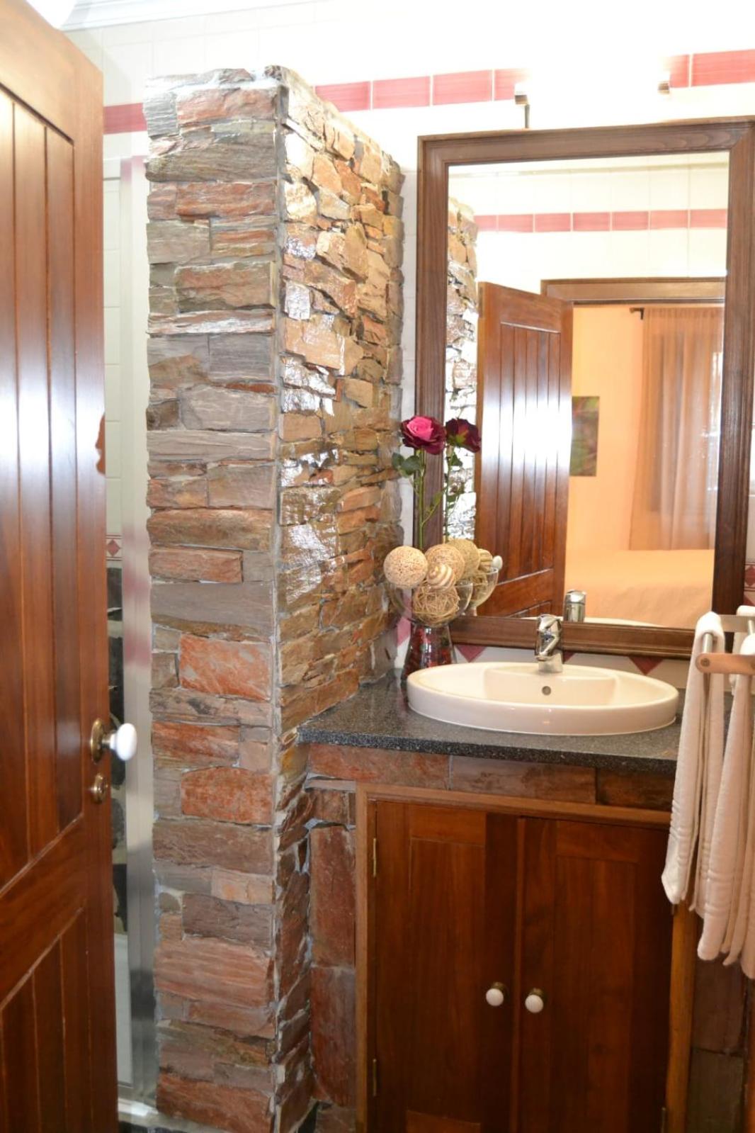 Standard Suite photo 2