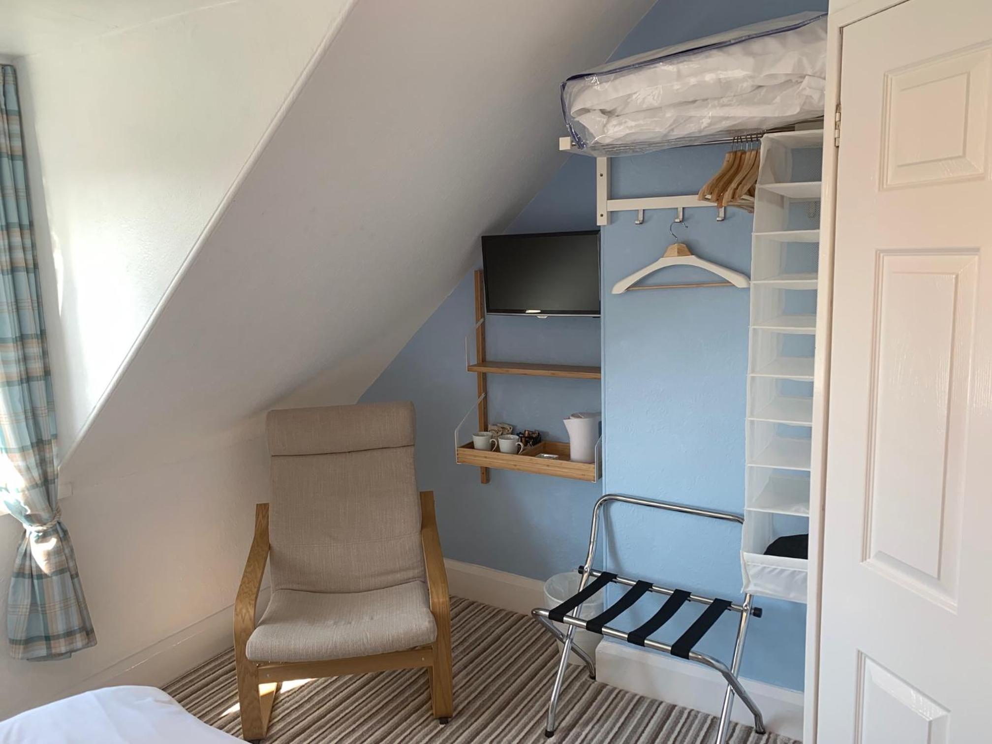 Double Room with Private Bathroom photo 3