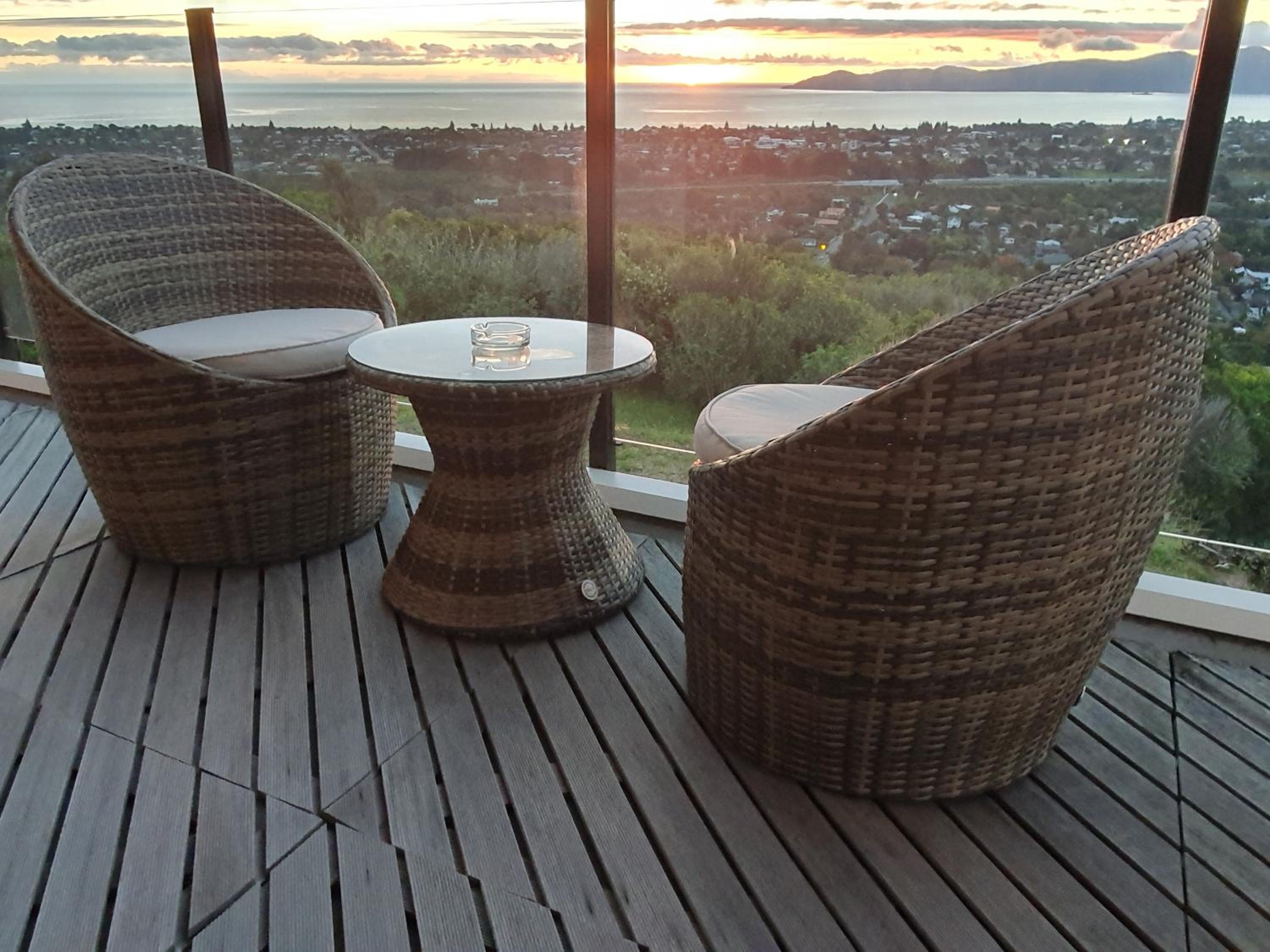 Deluxe Double Room with Balcony and Sea View - Photo 4