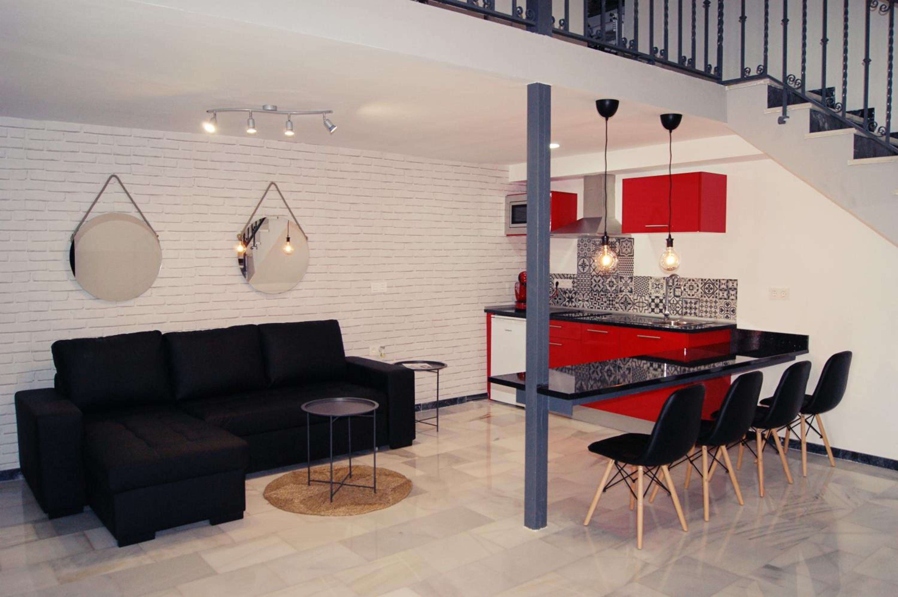 One-Bedroom Apartment - Photo 46