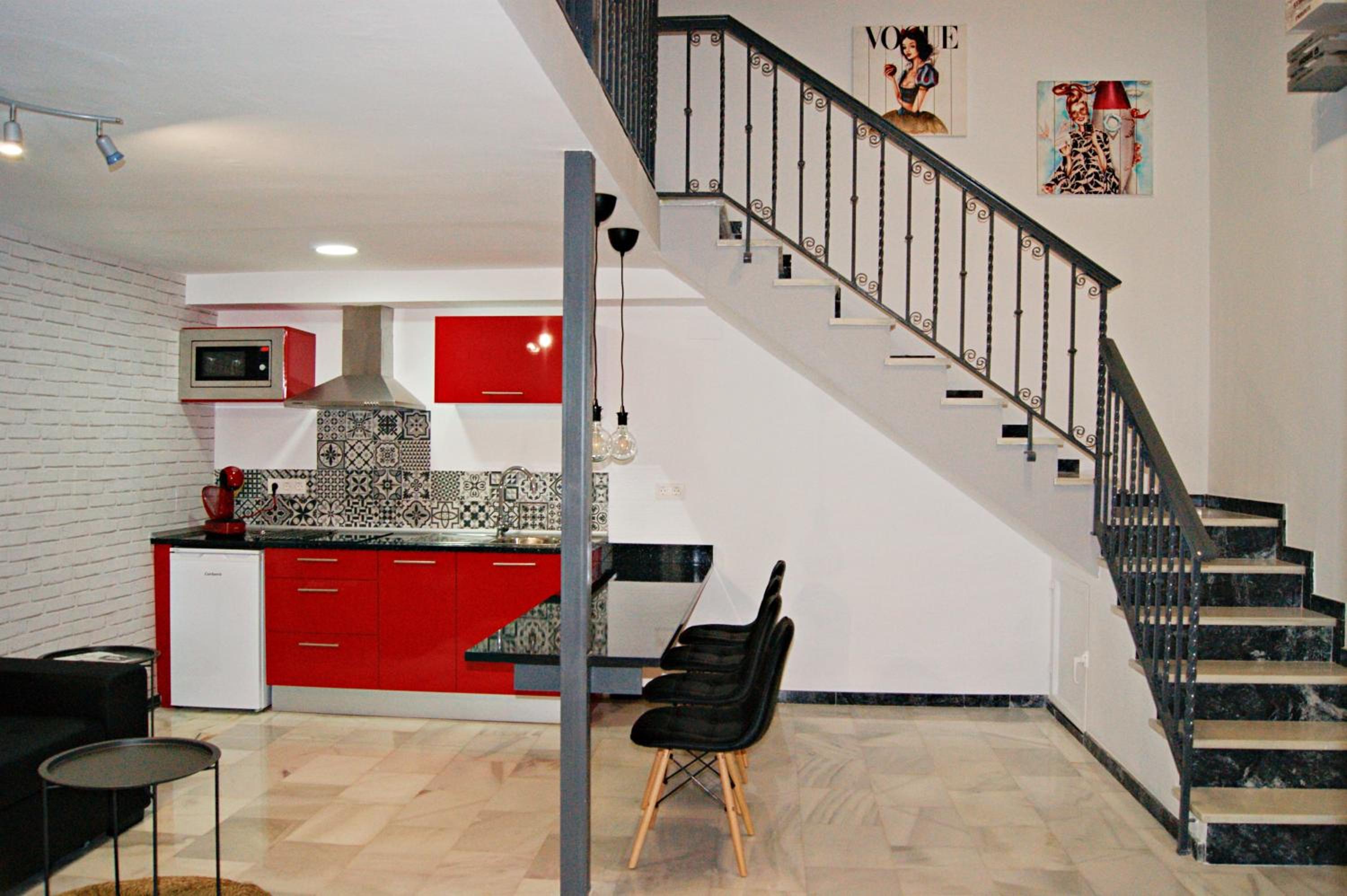 One-Bedroom Apartment - Photo 20