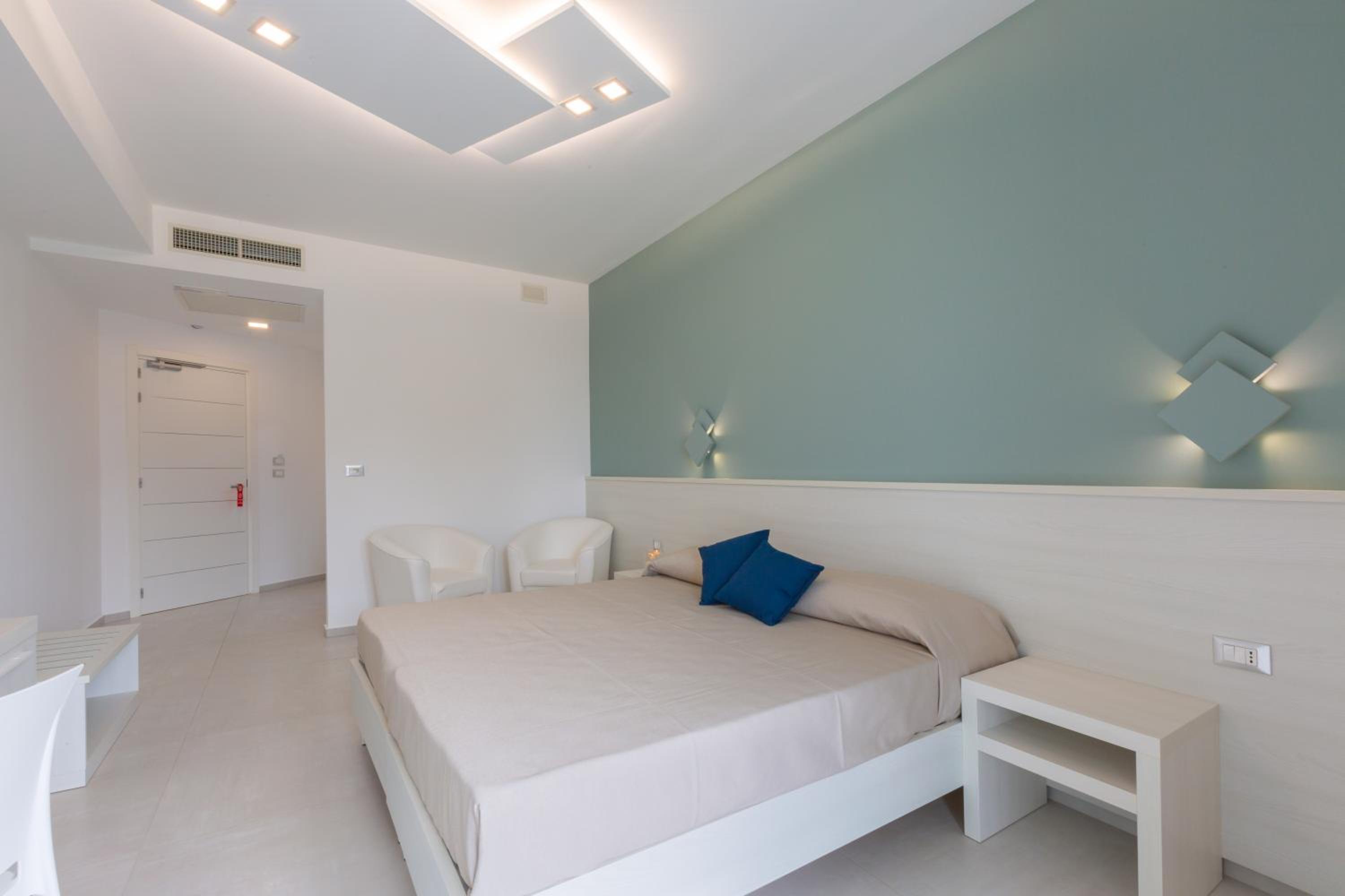 Superior Single Room