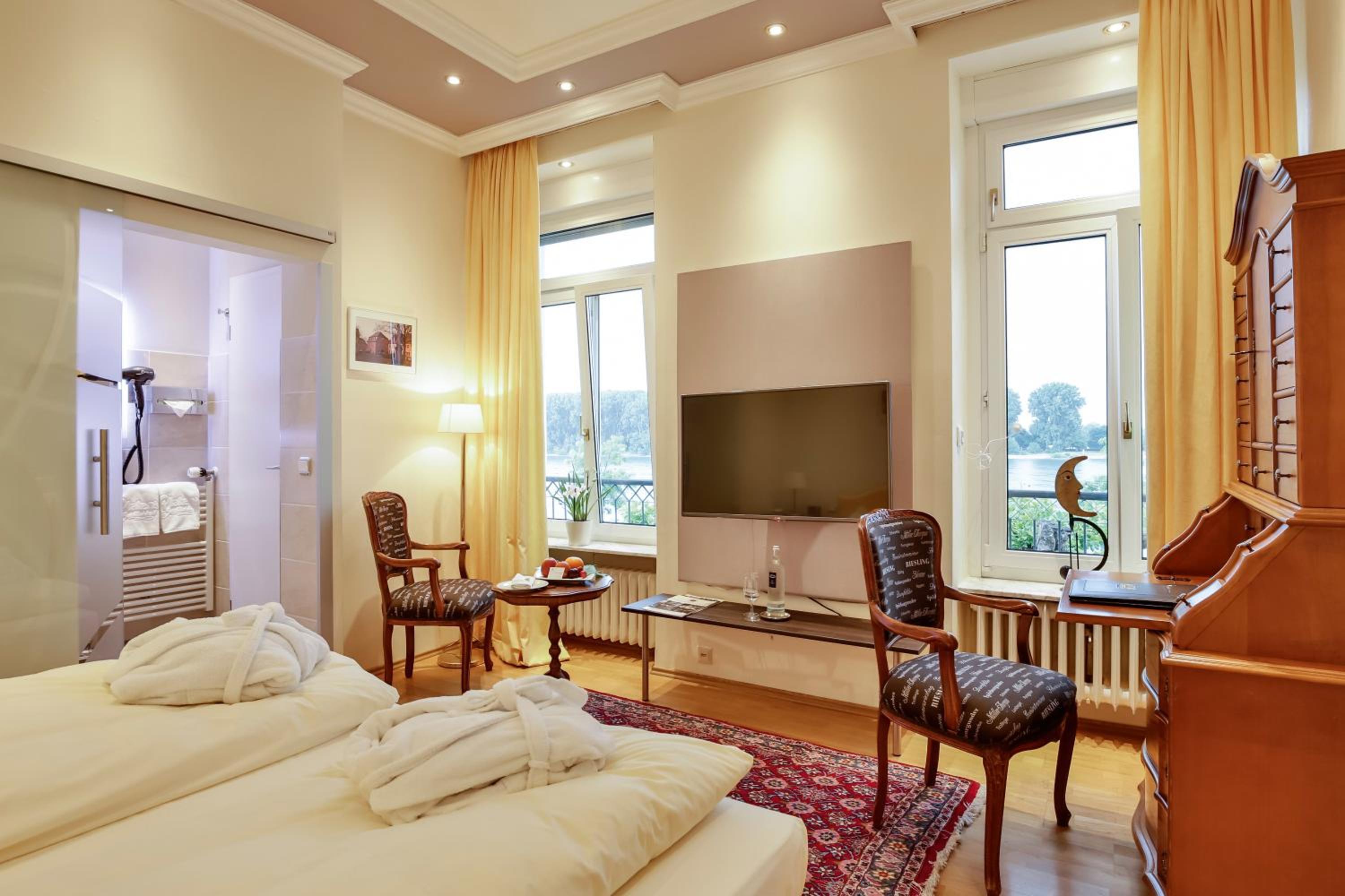 Comfort Doppelzimmer mit Rheinblick - Photo 19