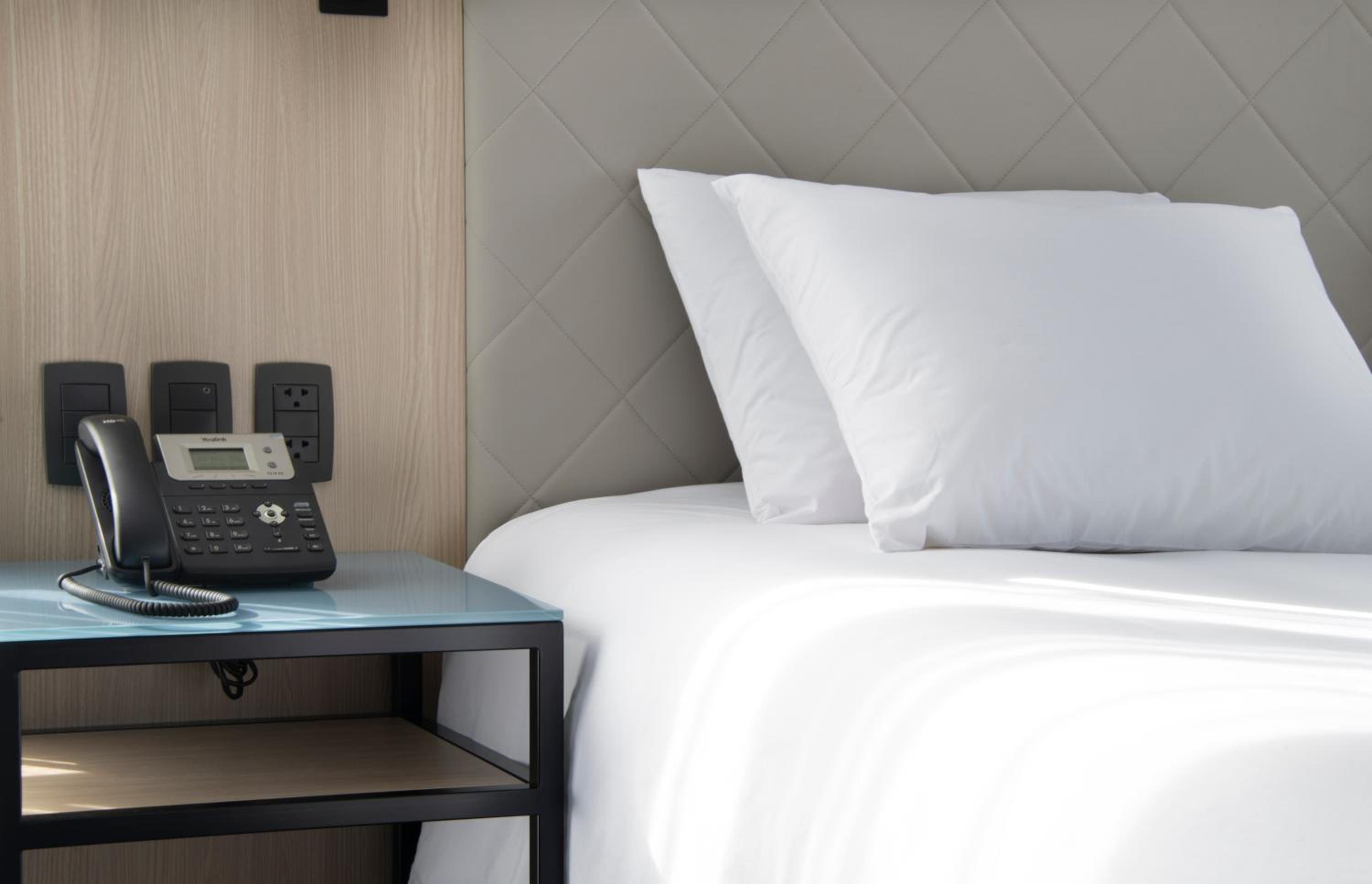 Twin Room - Photo 5