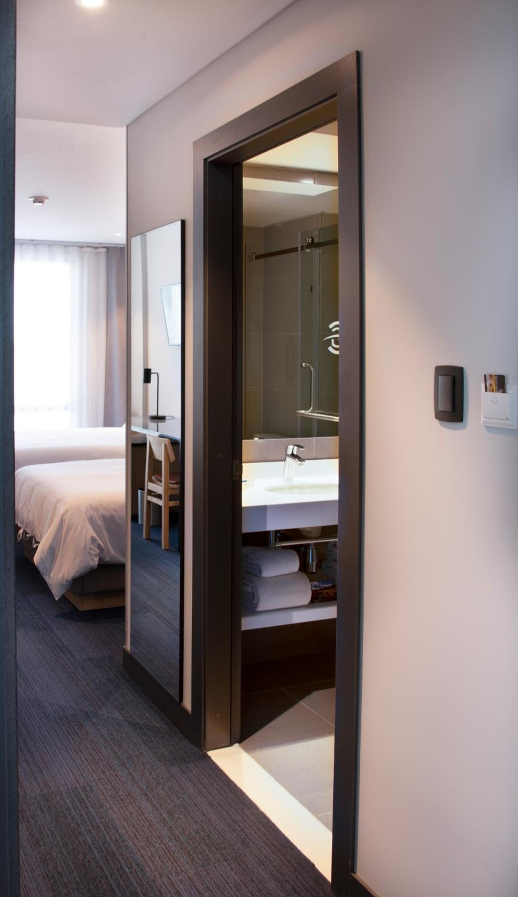 Twin Room - Photo 1