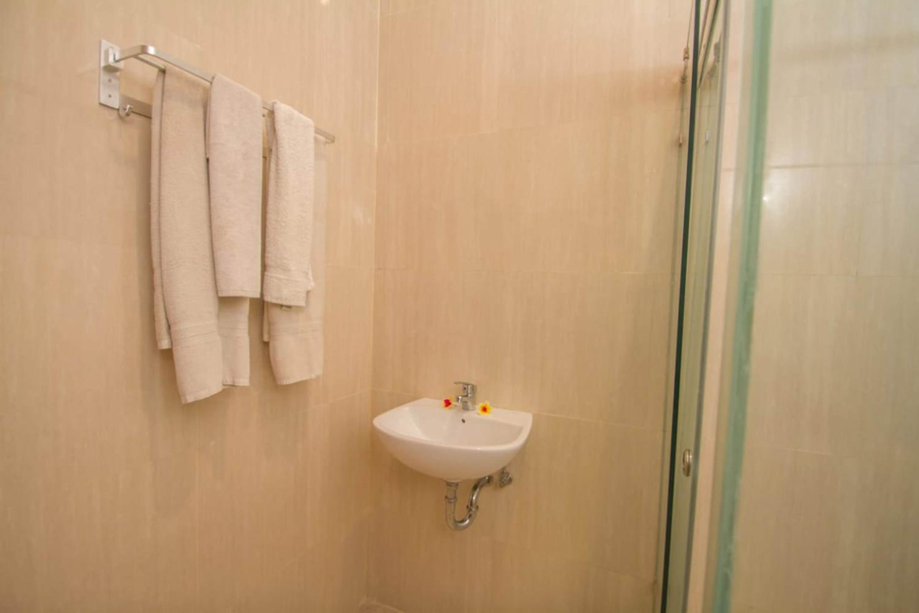 Deluxe Room with Garden View and Free Benefit - Photo 3