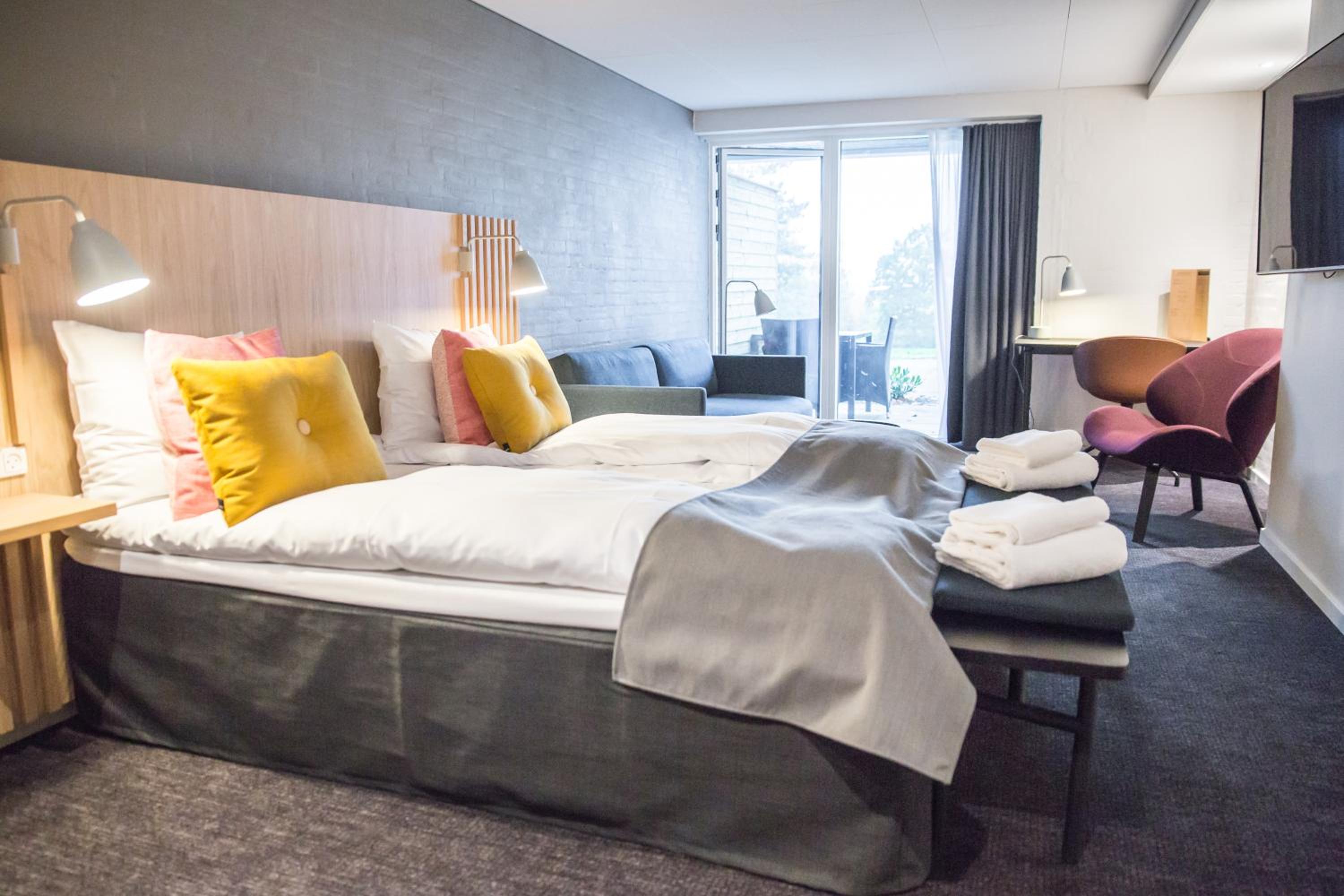 Suite - Photo 7