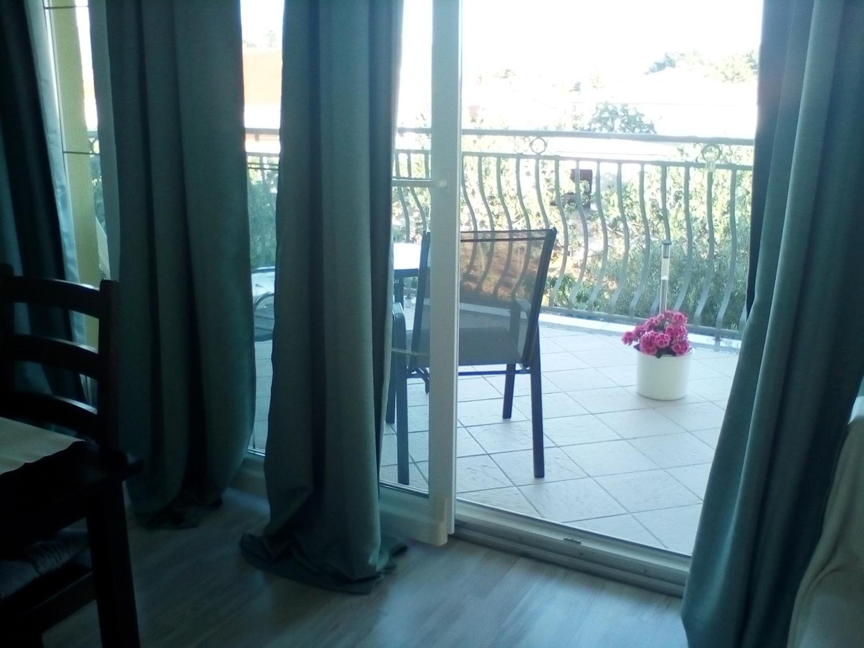 Studio with Terrace photo 3