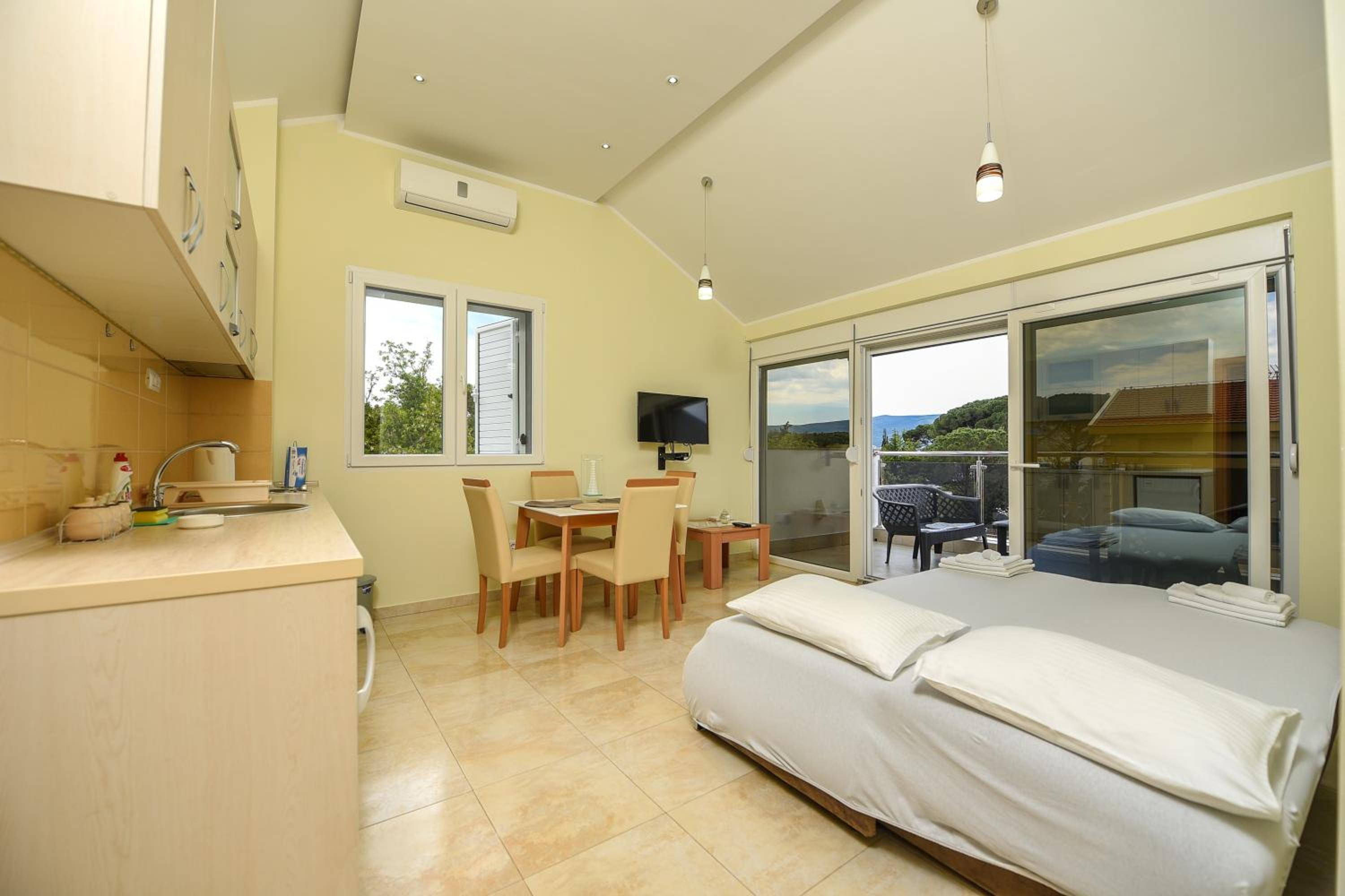 Apartment with Sea View